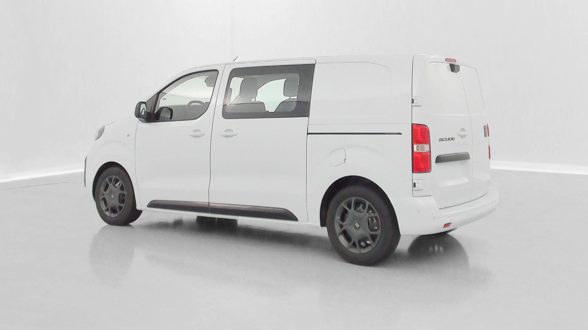 Vente en ligne Fiat Scudo SCUDO CA M 2.0 BlueHDi 180ch Pack Premium Connect EAT8 au prix de 37 160 €