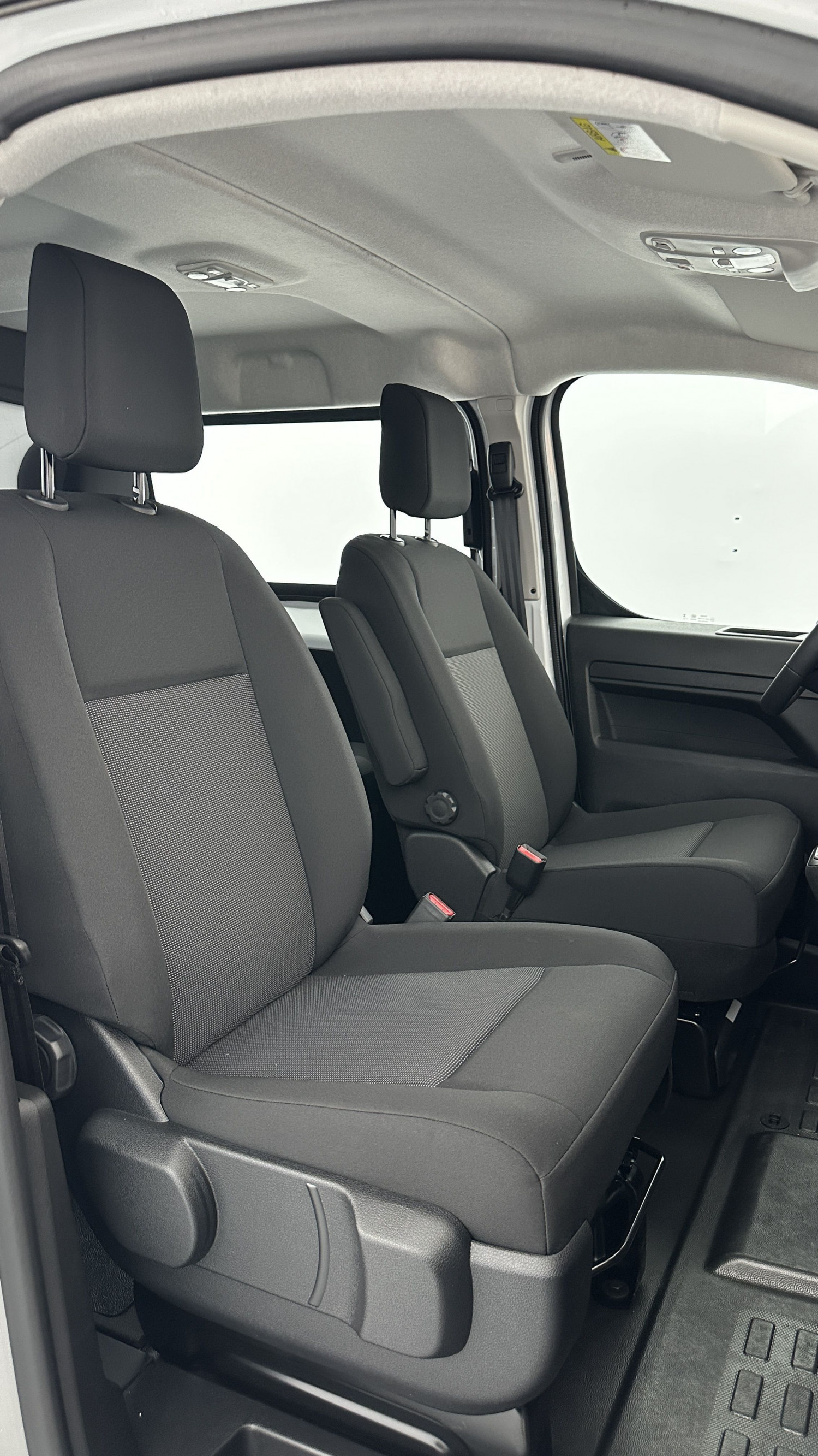 Vente en ligne Fiat Scudo SCUDO CA M 2.0 BlueHDi 180ch Pack Premium Connect EAT8 au prix de 37 160 €