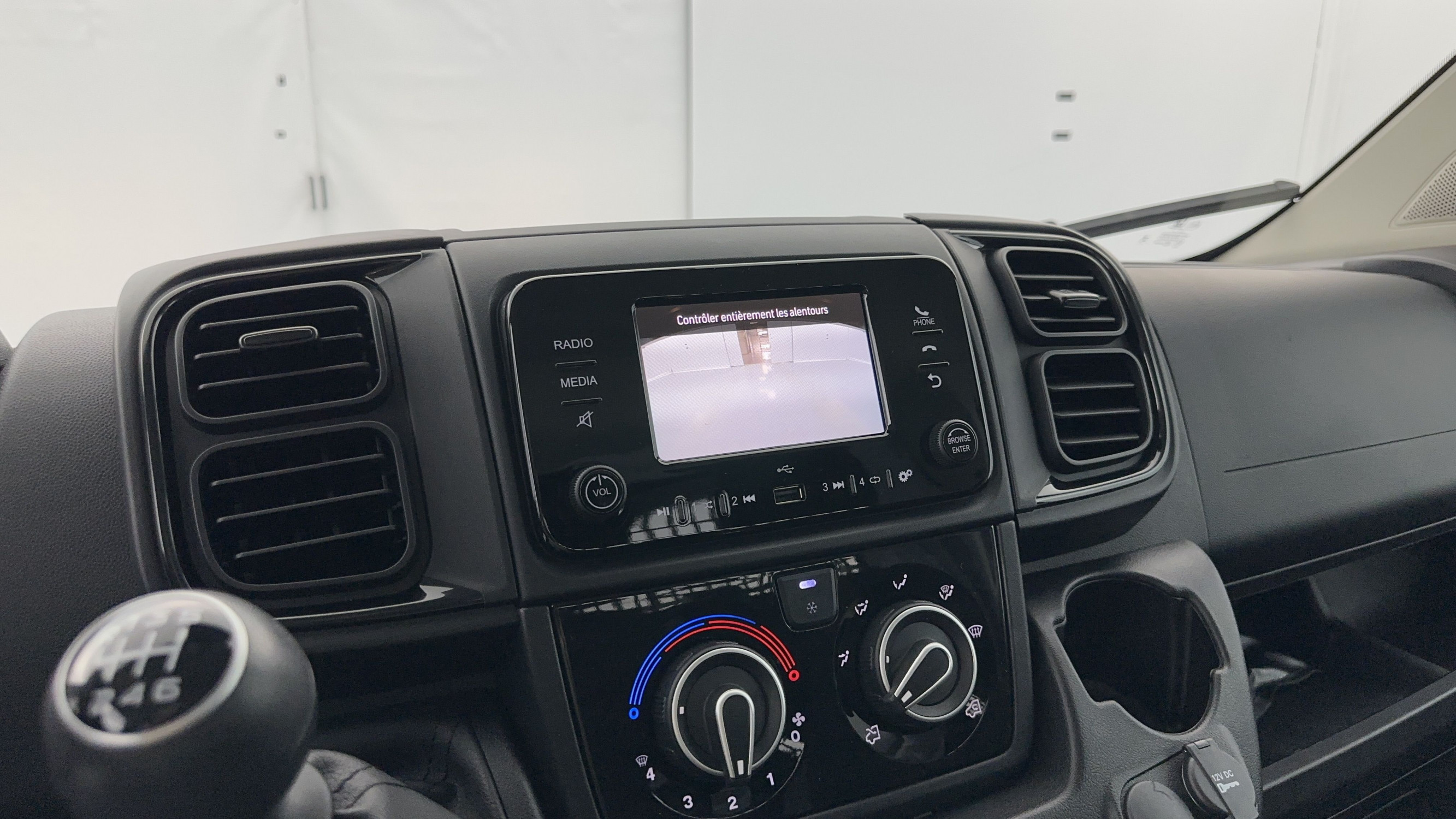 Vente en ligne Fiat Ducato Fourgon DUCATO 3.5 L Maxi 140ch PLATEAU RIDELLES au prix de 33 080 €