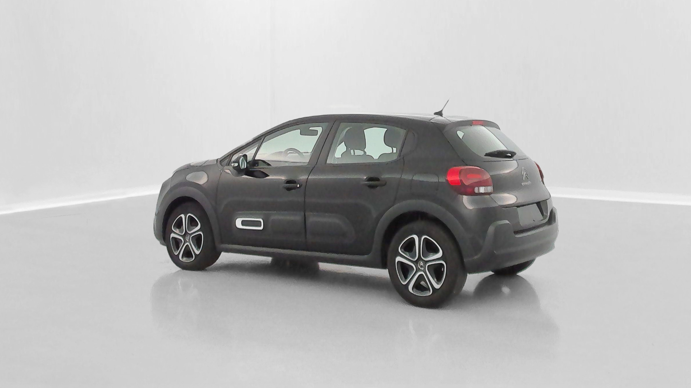 Vente en ligne Citroën C3 C3 1.2 PureTech 83ch Plus au prix de 15 610 €