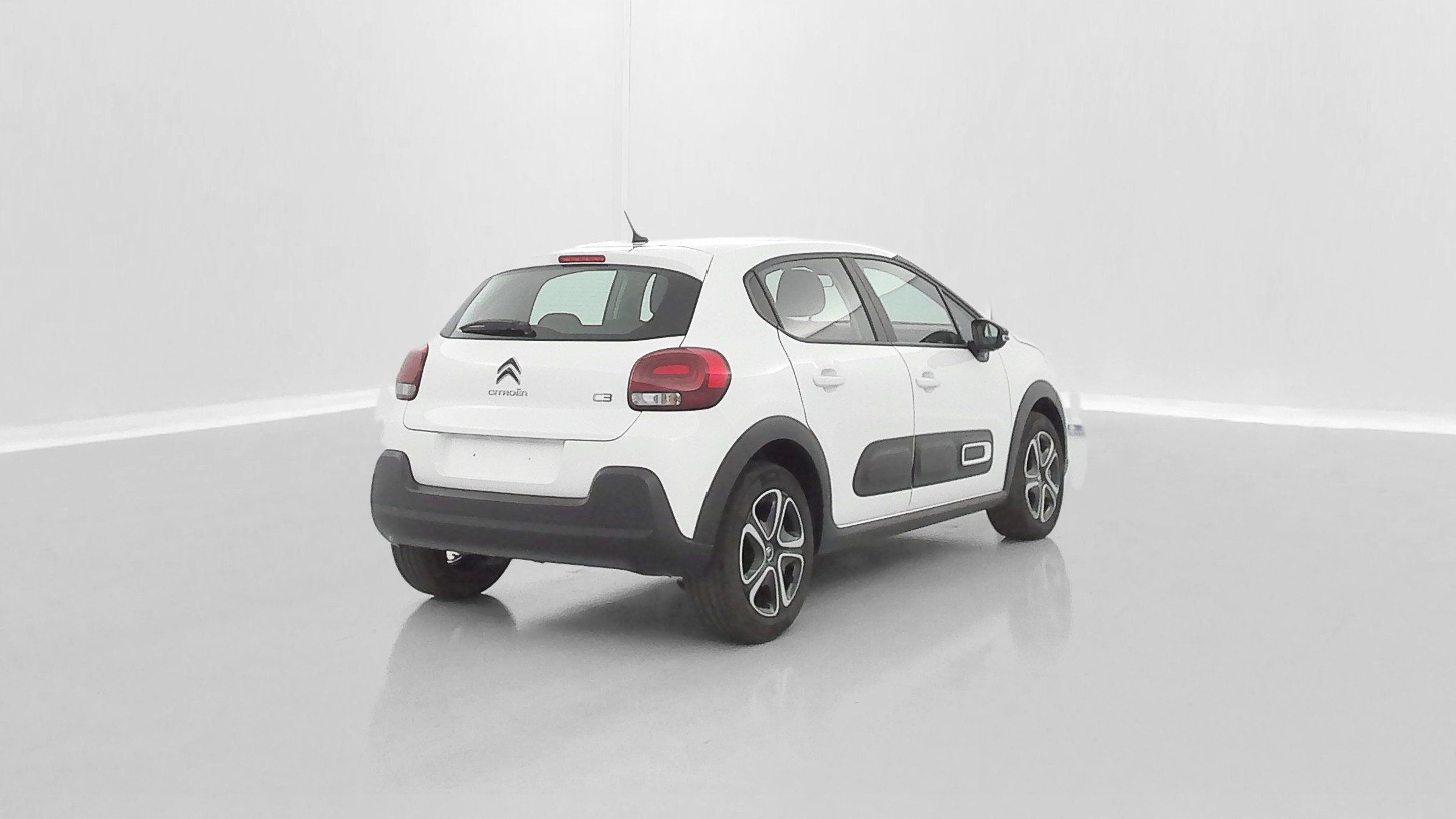 Vente en ligne Citroën C3 C3 1.2 PureTech 83ch Feel Pack au prix de 16 600 €
