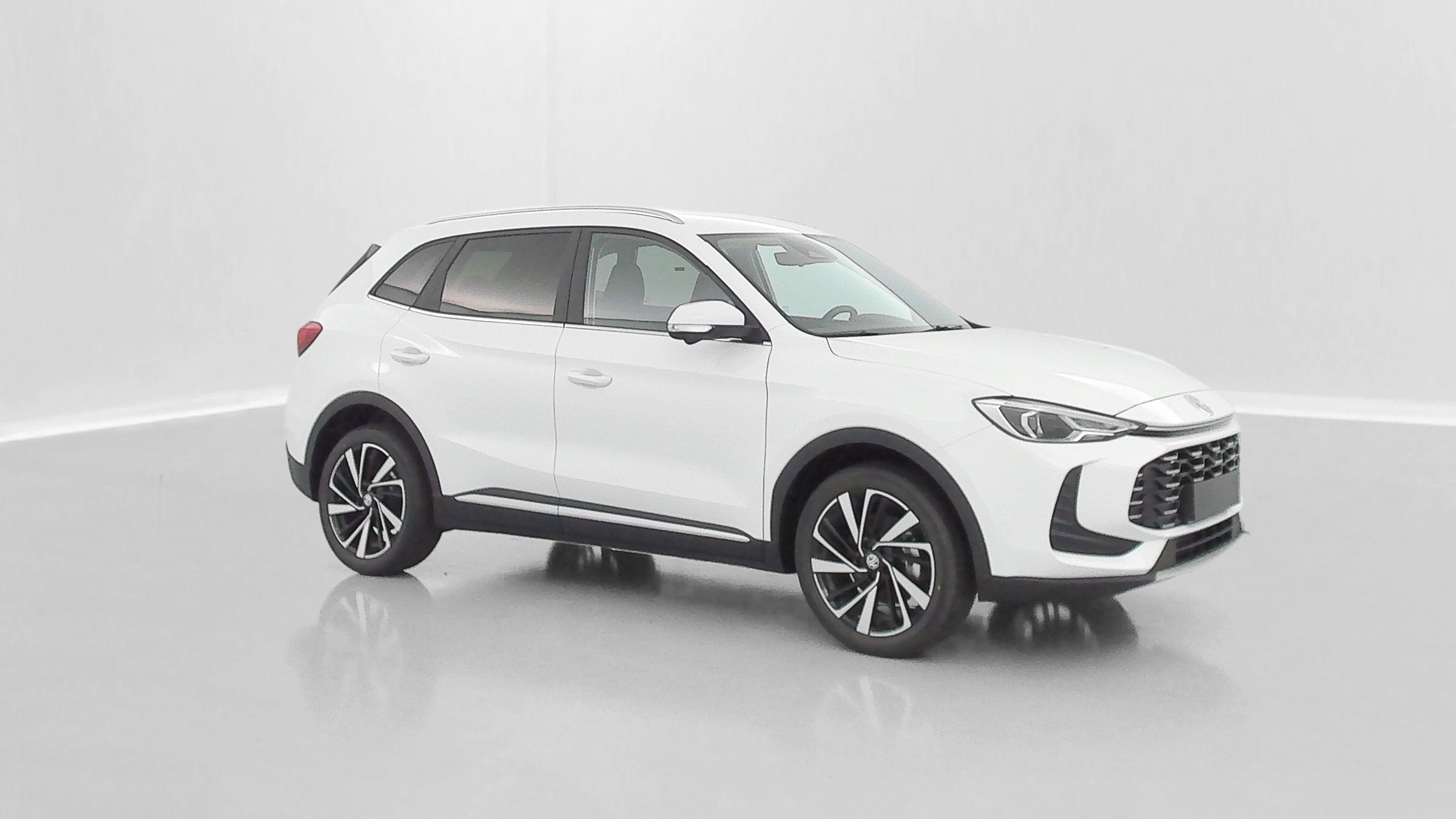 Vente en ligne Mg ZS ZS 1.5 L Hybrid+ 197ch Luxury au prix de 24 500 €