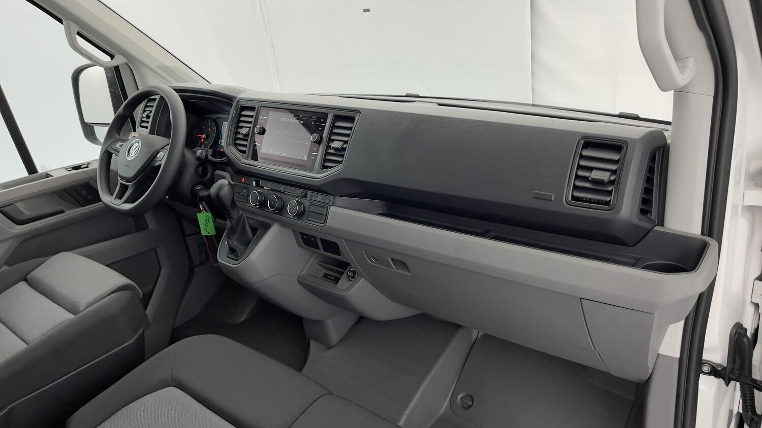 Vente en ligne Volkswagen Crafter Combi CRAFTER CC 35 L3 RJ 2.0 TDI 163ch Business BVA Frigo Lamberet au prix de 63 920 €