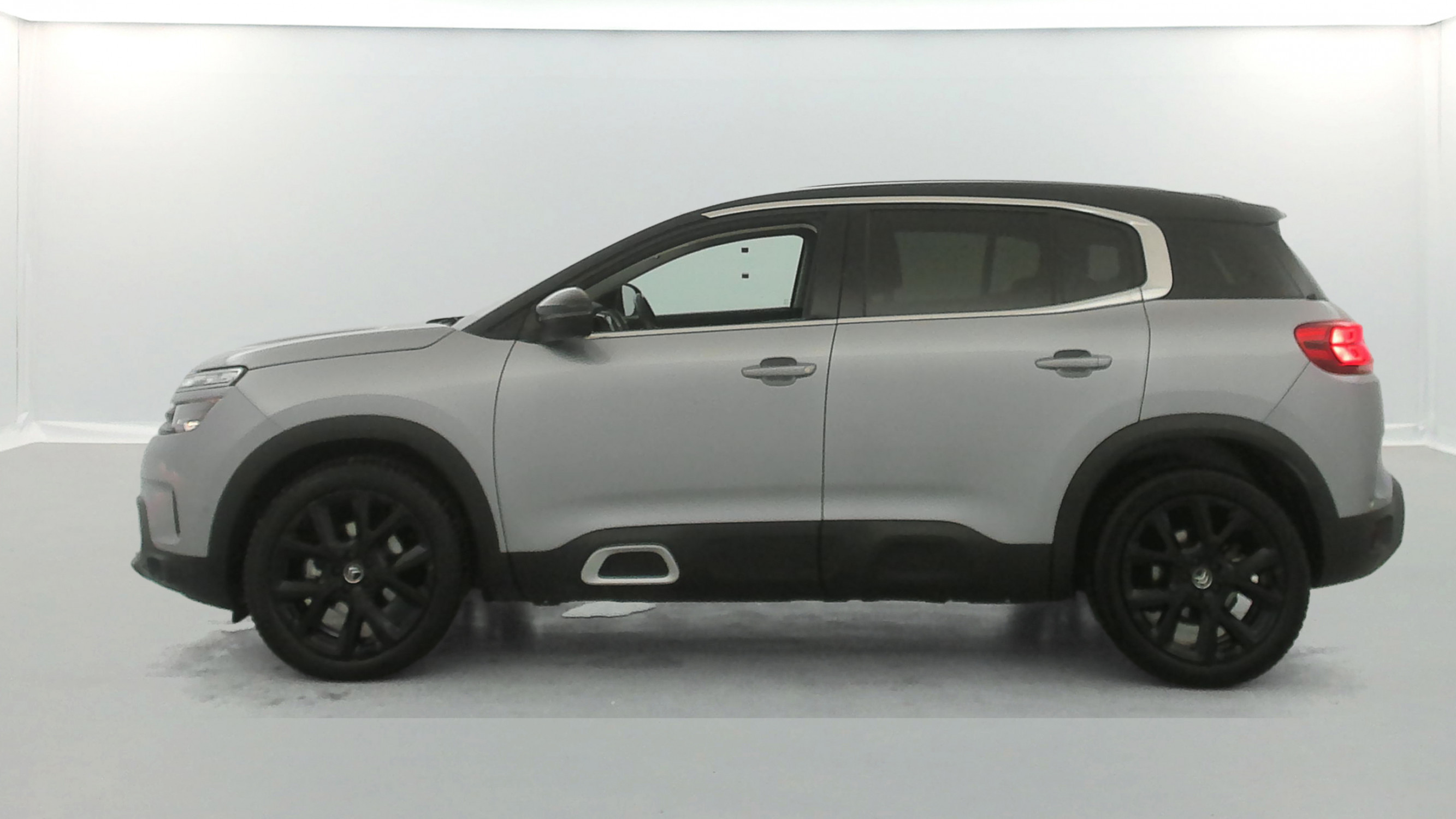 Vente en ligne Citroën C5 Aircross BlueHDi 130ch Feel EAT8 Suréquipé au prix de 15 990 €