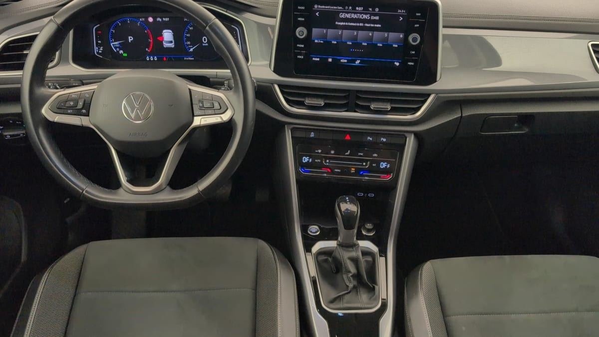 Vente en ligne Volkswagen T-Roc 1.5 TSI EVO 150 Start Stop DSG7 Style au prix de 24 390 €
