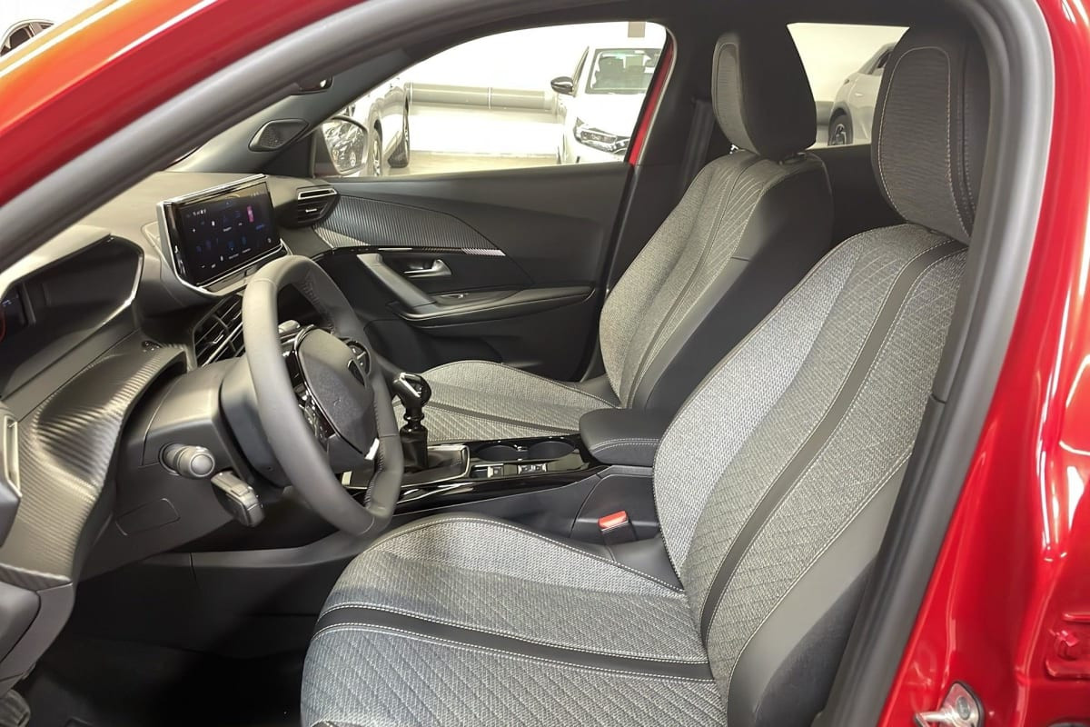 Vente en ligne Peugeot 2008 100 S S BVM6 Allure au prix de 18 400 €