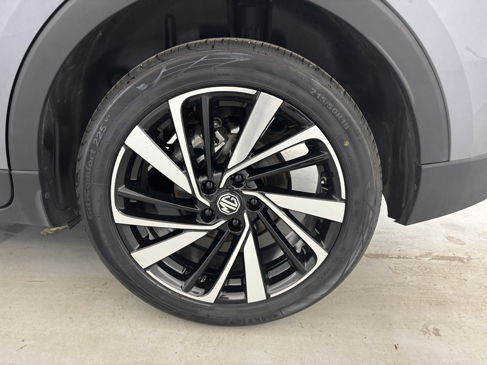 Vente en ligne Mg ZS 1.5 Hybrid+ 197ch Luxury au prix de 20 790 €