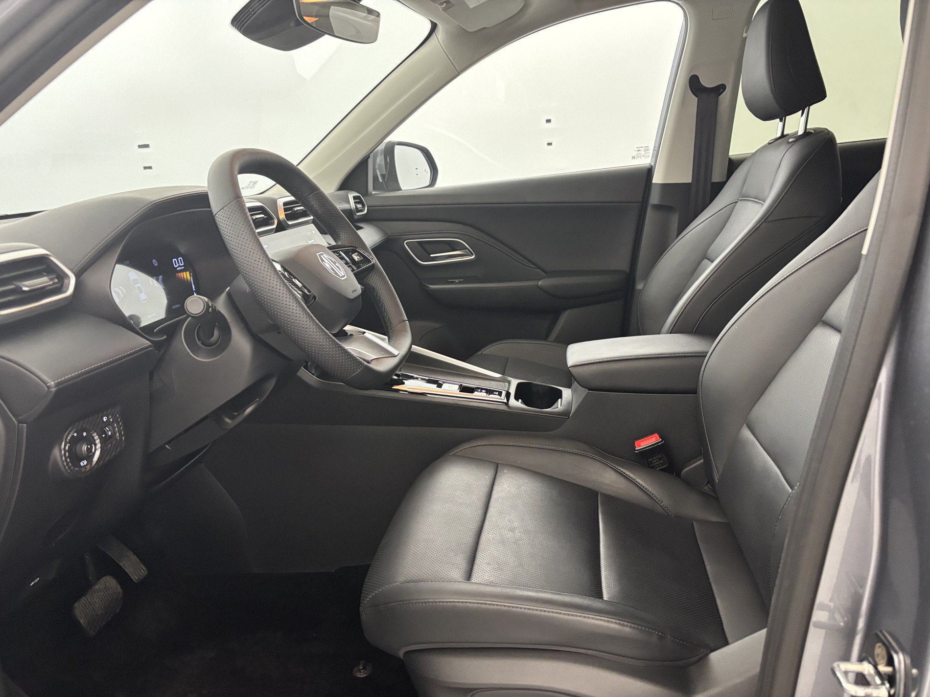 Vente en ligne Mg ZS 1.5 Hybrid+ 197ch Luxury au prix de 20 790 €