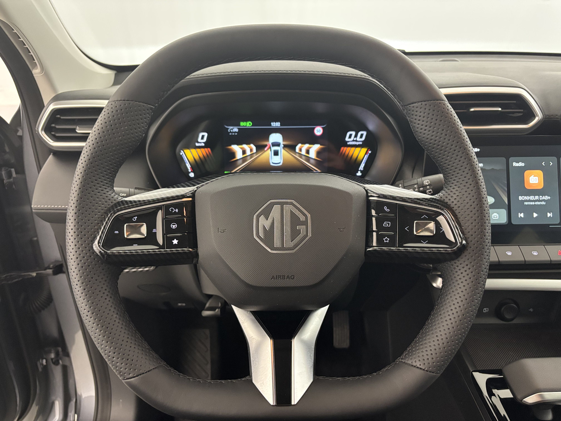 Vente en ligne Mg ZS 1.5 Hybrid+ 197ch Luxury au prix de 20 790 €
