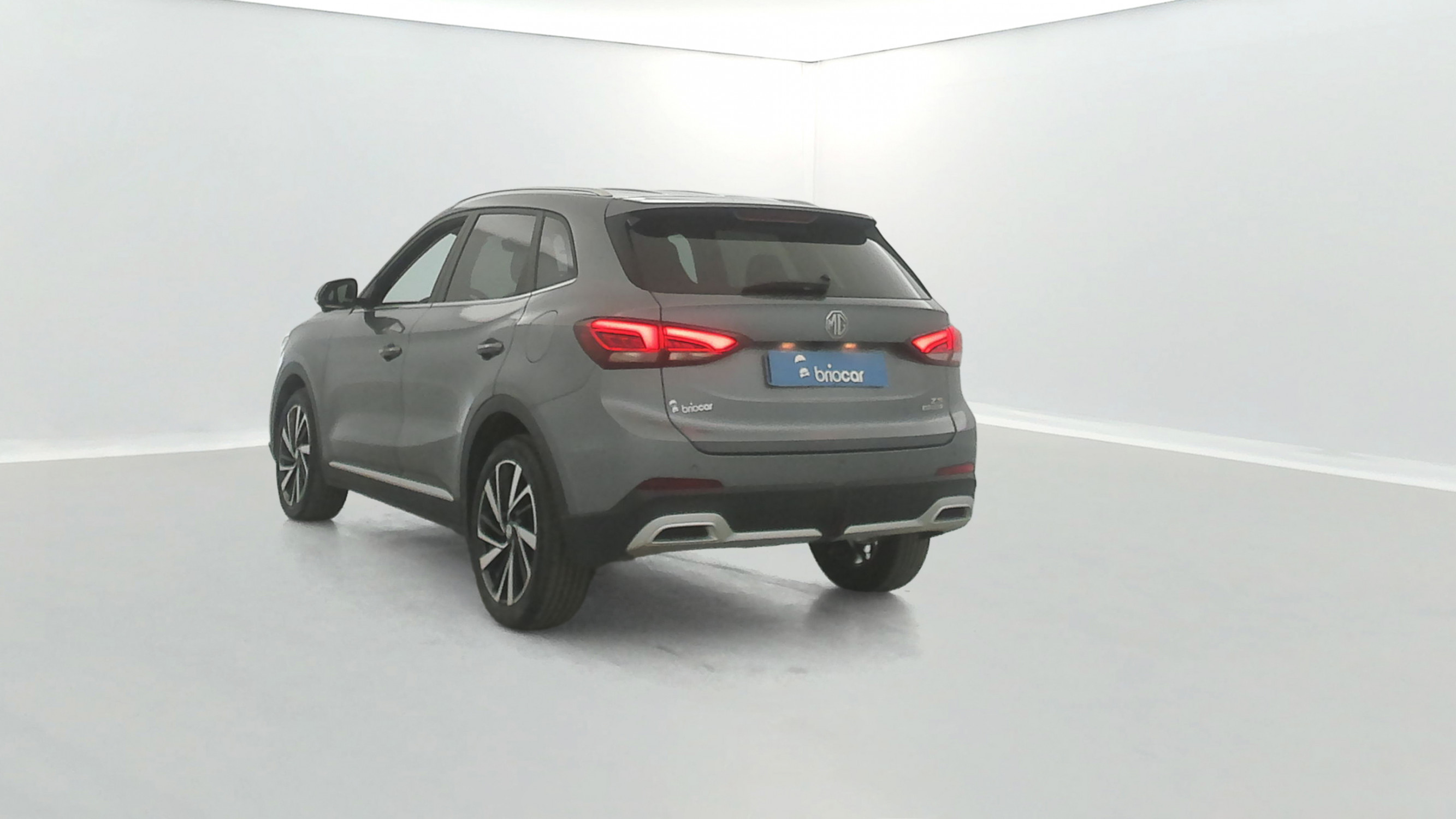 Vente en ligne Mg ZS 1.5 Hybrid+ 197ch Luxury au prix de 20 790 €