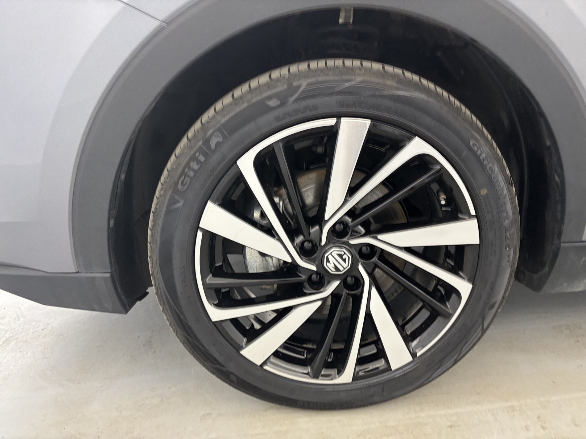 Vente en ligne Mg ZS 1.5 Hybrid+ 197ch Luxury au prix de 20 790 €