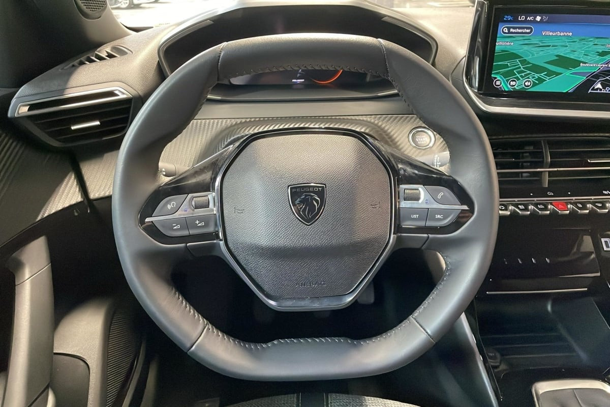 Vente en ligne Peugeot 2008 100 S S BVM6 Allure au prix de 18 300 €