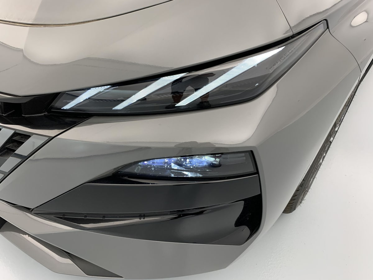 Vente en ligne Peugeot 308 BLUEHDI 130CH S S EAT8 ALLURE au prix de 27 280 €