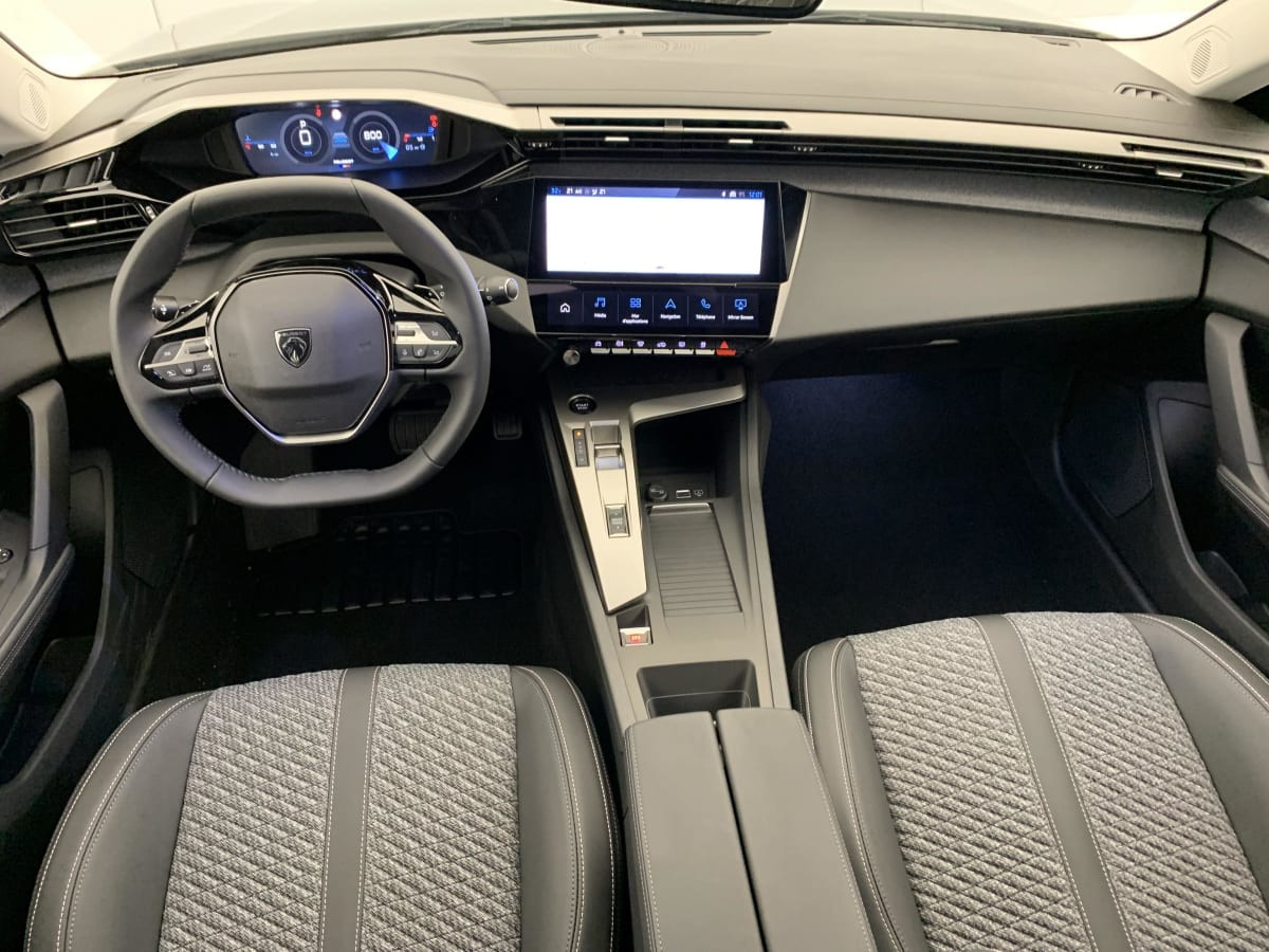 Vente en ligne Peugeot 308 BLUEHDI 130CH S S EAT8 ALLURE au prix de 27 280 €