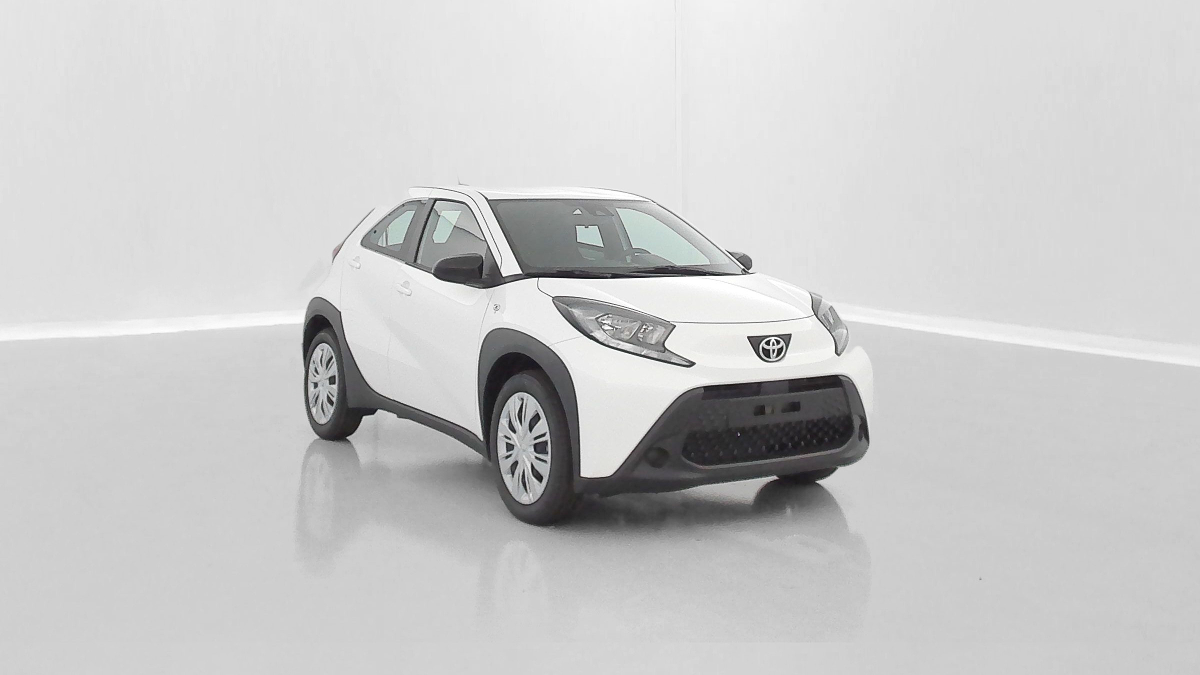 Vente en ligne Toyota Aygo X AYGO X 1.0 VVT-i 72ch Dynamic S-CVT au prix de 18 500 €