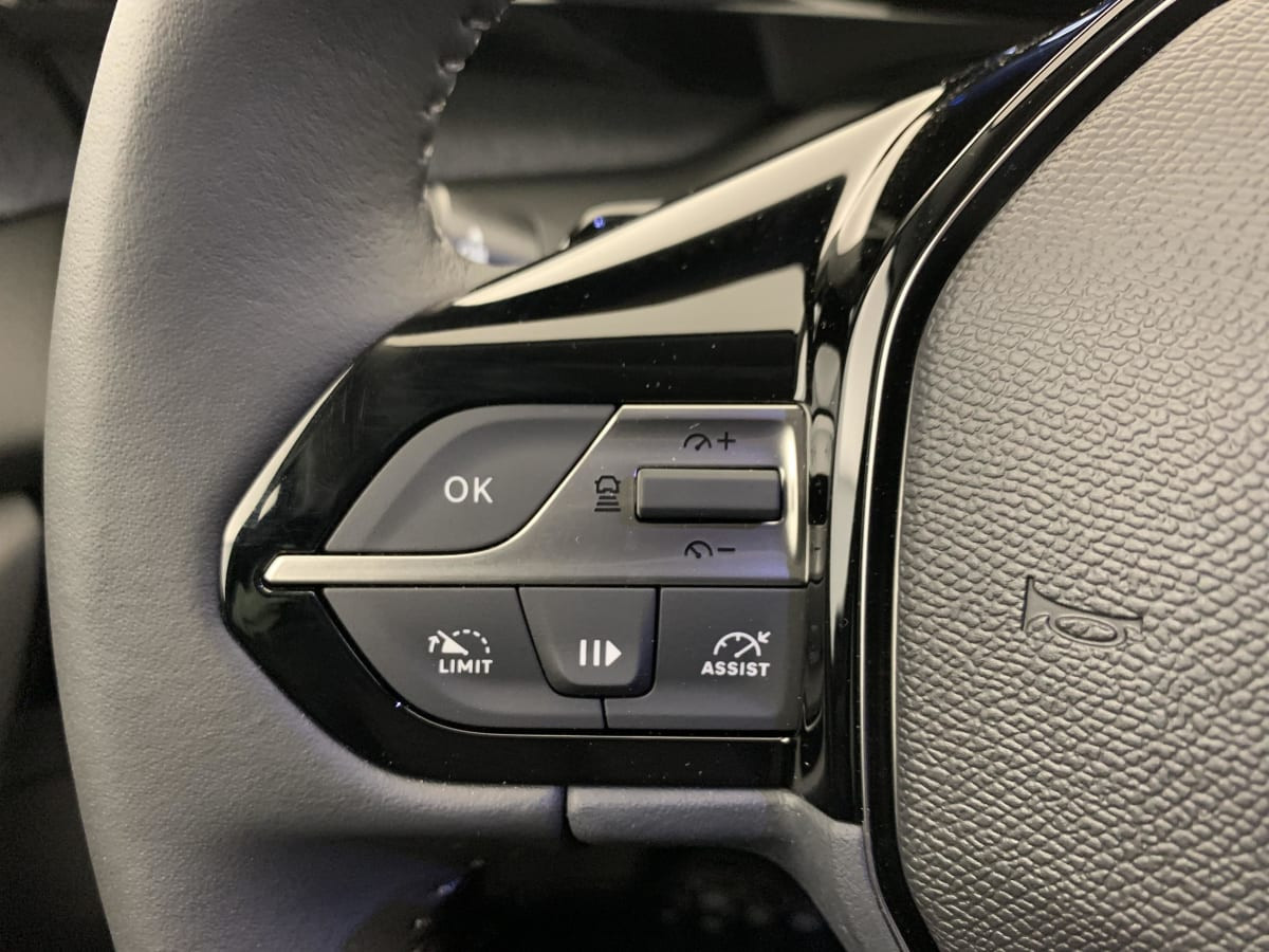 Vente en ligne Peugeot 308 BLUEHDI 130CH S S EAT8 ALLURE au prix de 27 280 €
