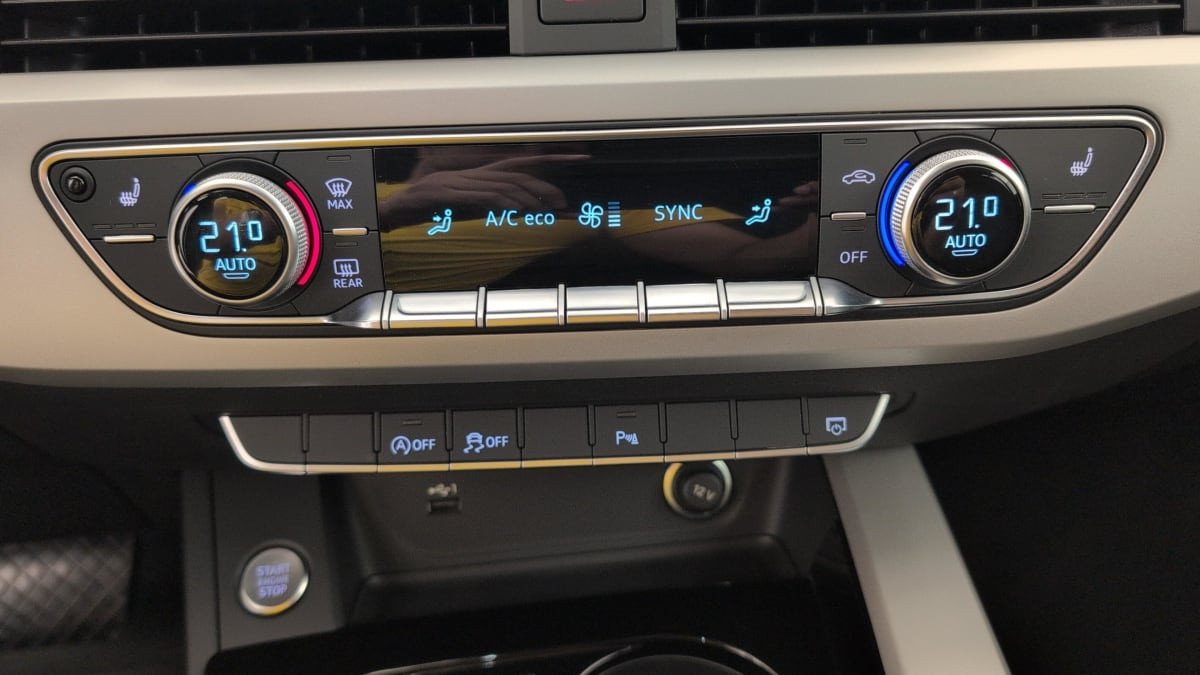 Vente en ligne Audi A4 Avant 35 TDI 163 S tronic 7 Design au prix de 25 420 €