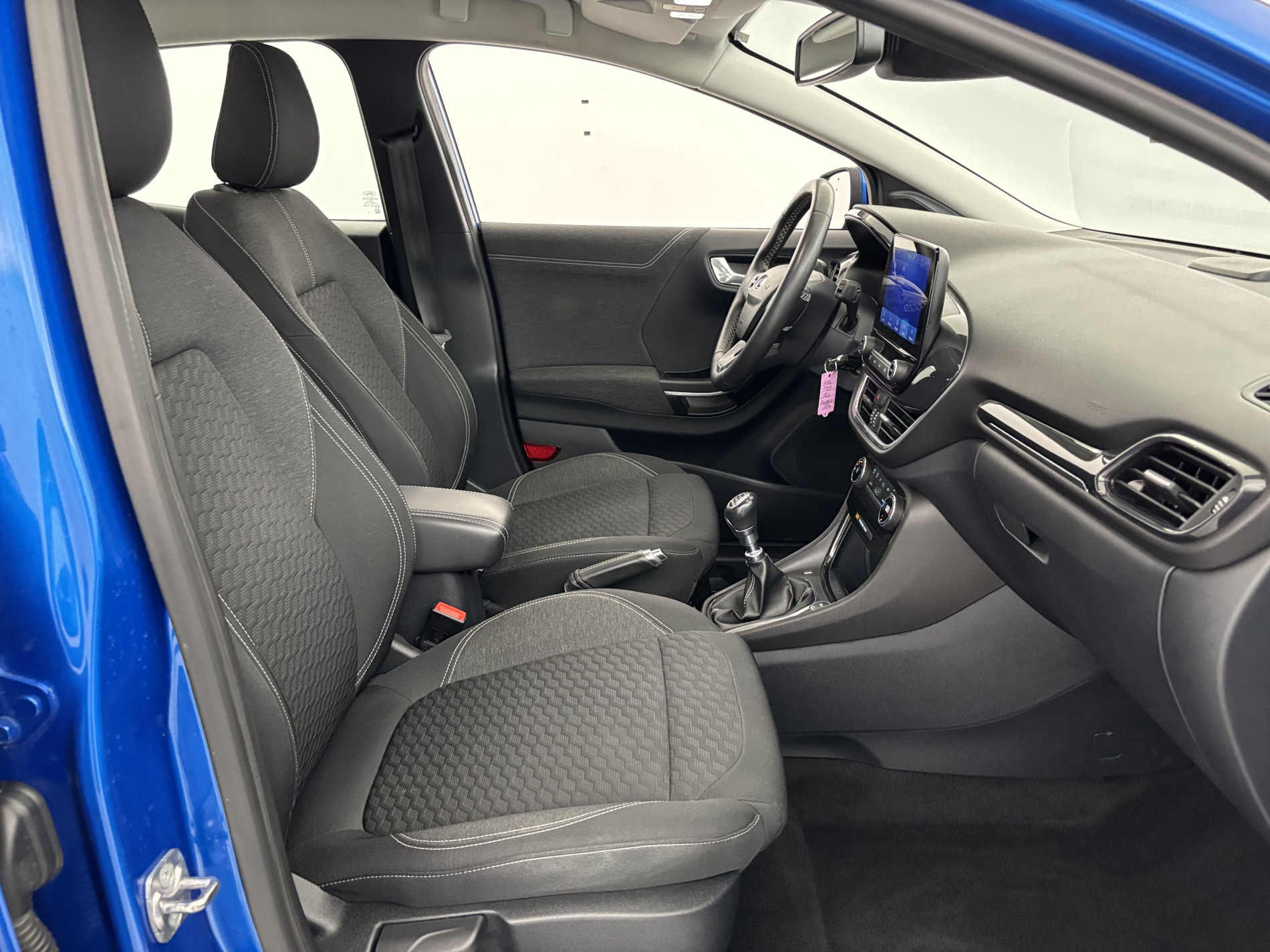 Vente en ligne Ford Puma 1.0 EcoBoost 125ch mHEV Titanium + Attelage au prix de 13 990 €