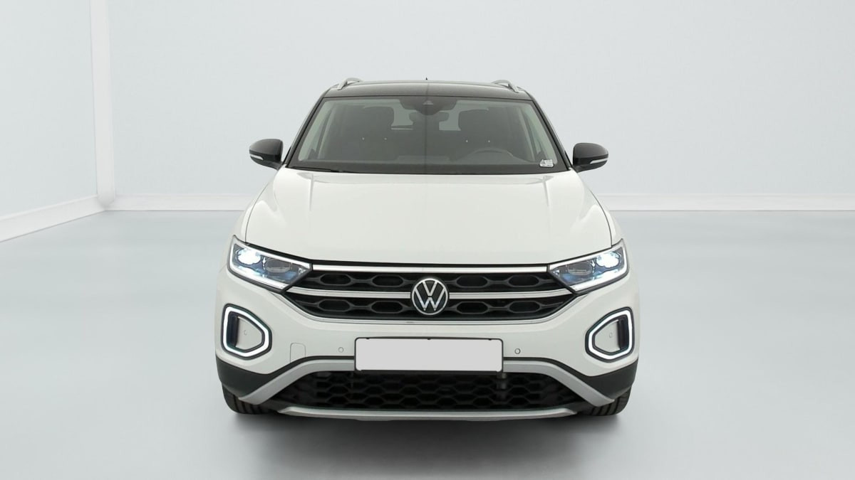 Vente en ligne Volkswagen T-Roc 1.5 TSI EVO 150 Start Stop DSG7 Style au prix de 25 420 €
