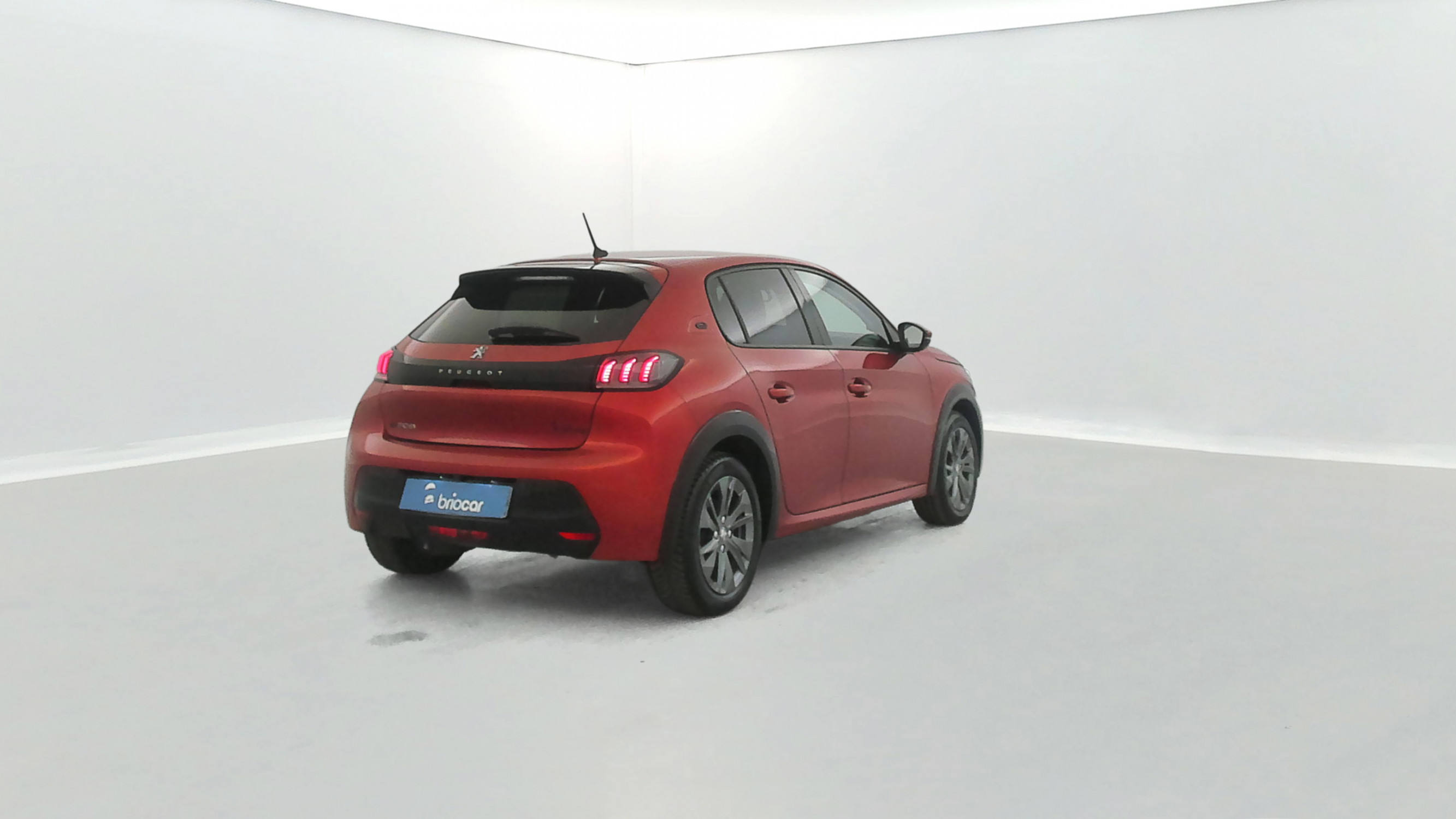 Vente en ligne Peugeot 208 e-208 136ch Allure Business au prix de 12 990 €