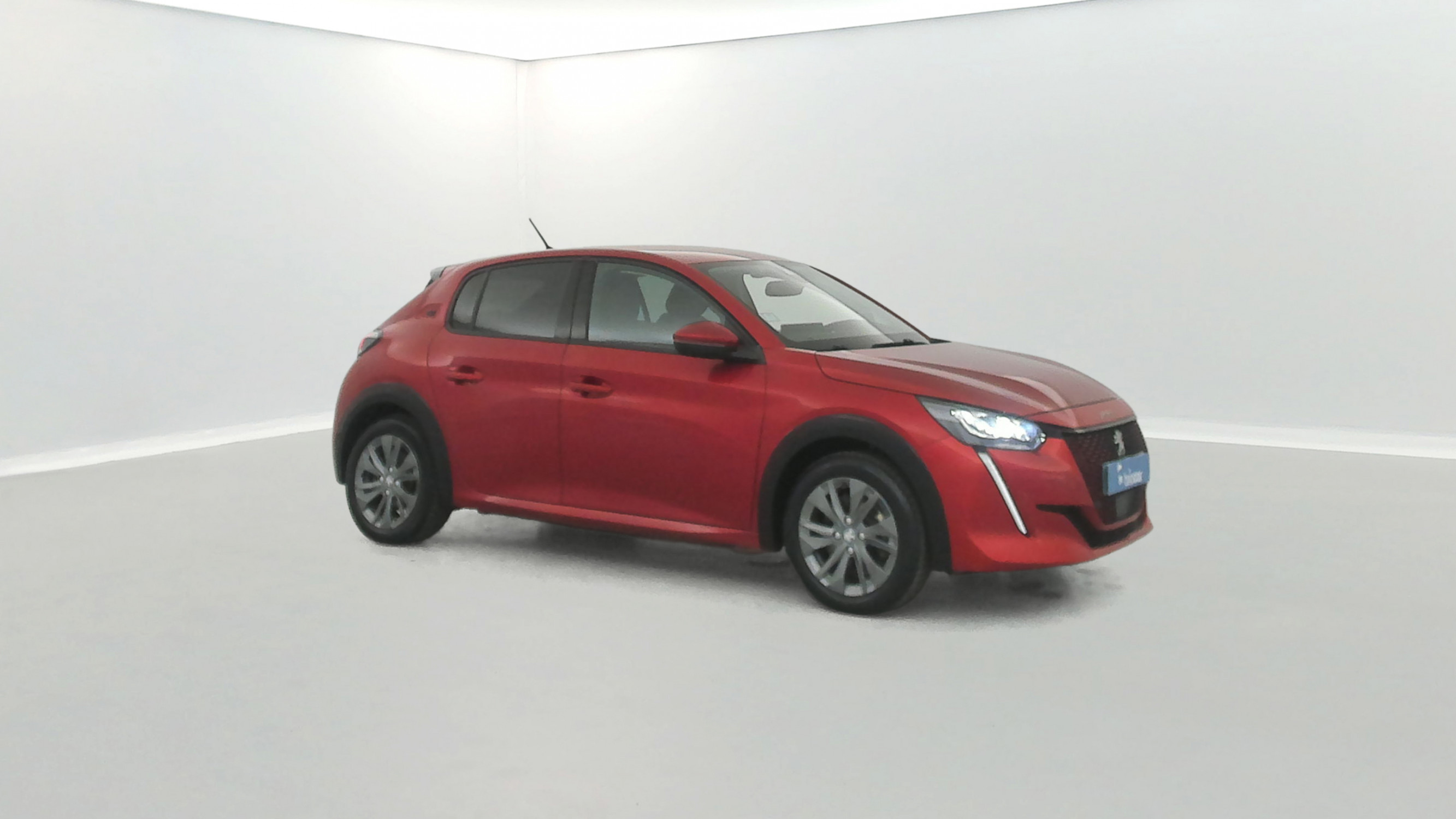 Vente en ligne Peugeot 208 e-208 136ch Allure Business au prix de 12 990 €