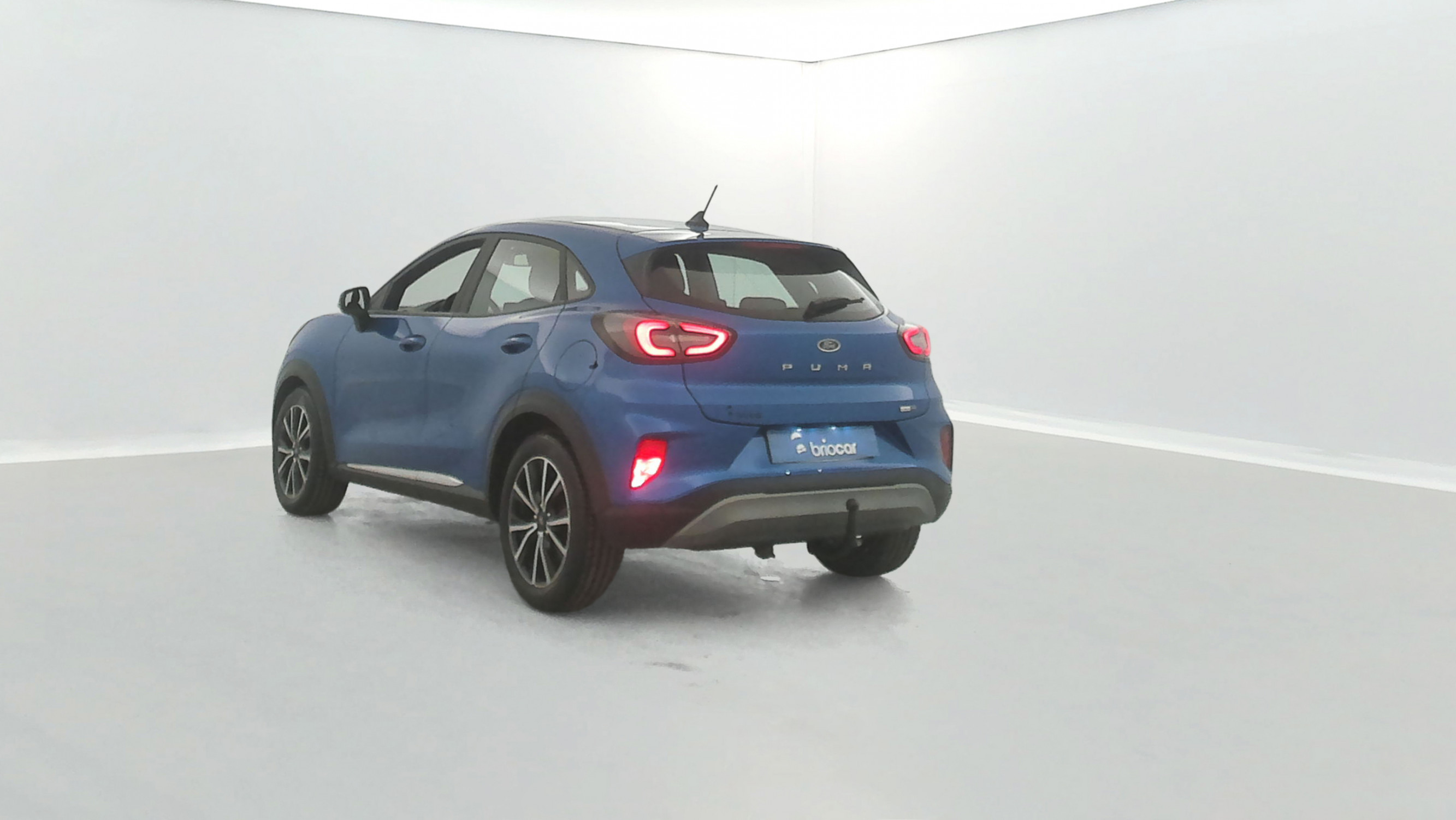 Vente en ligne Ford Puma 1.0 EcoBoost 125ch mHEV Titanium + Attelage au prix de 13 990 €