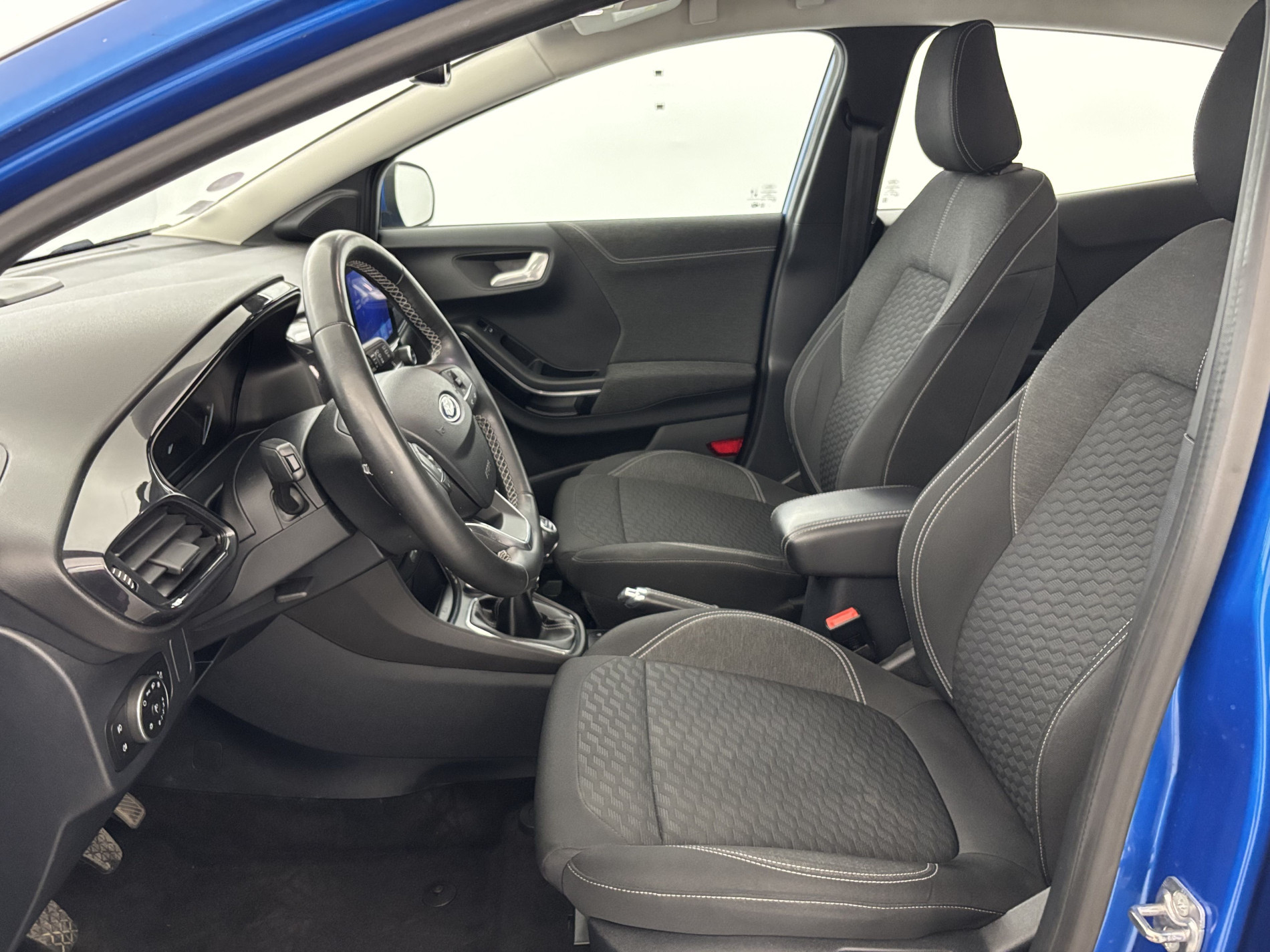 Vente en ligne Ford Puma 1.0 EcoBoost 125ch mHEV Titanium + Attelage au prix de 13 990 €