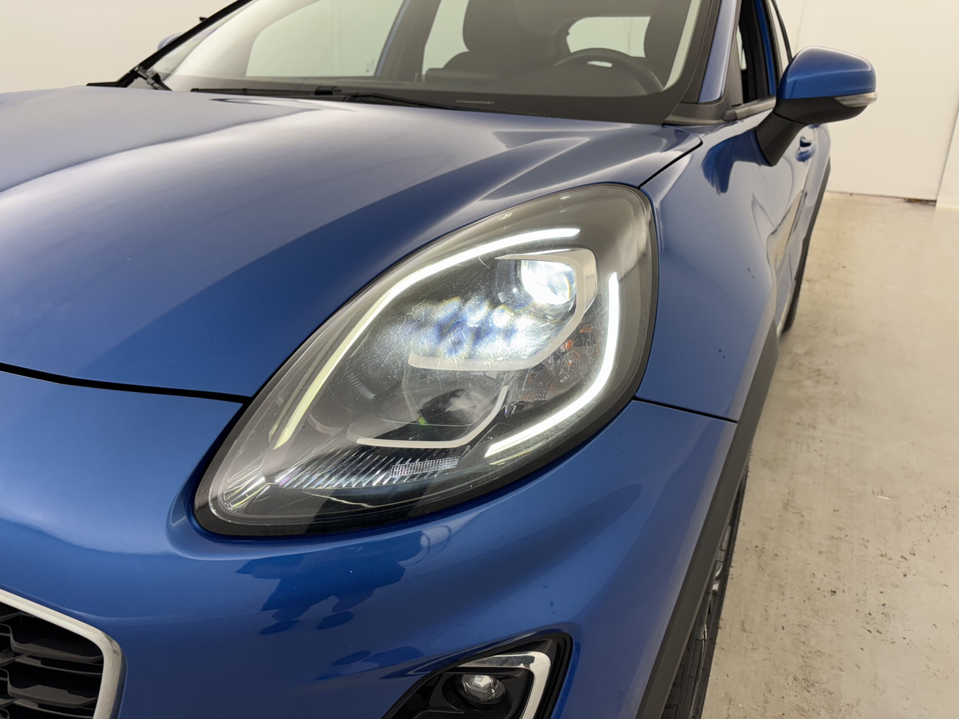 Vente en ligne Ford Puma 1.0 EcoBoost 125ch mHEV Titanium + Attelage au prix de 13 990 €