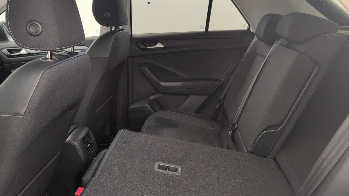 Vente en ligne Volkswagen T-Roc 1.5 TSI EVO 150 Start Stop DSG7 Style au prix de 25 420 €