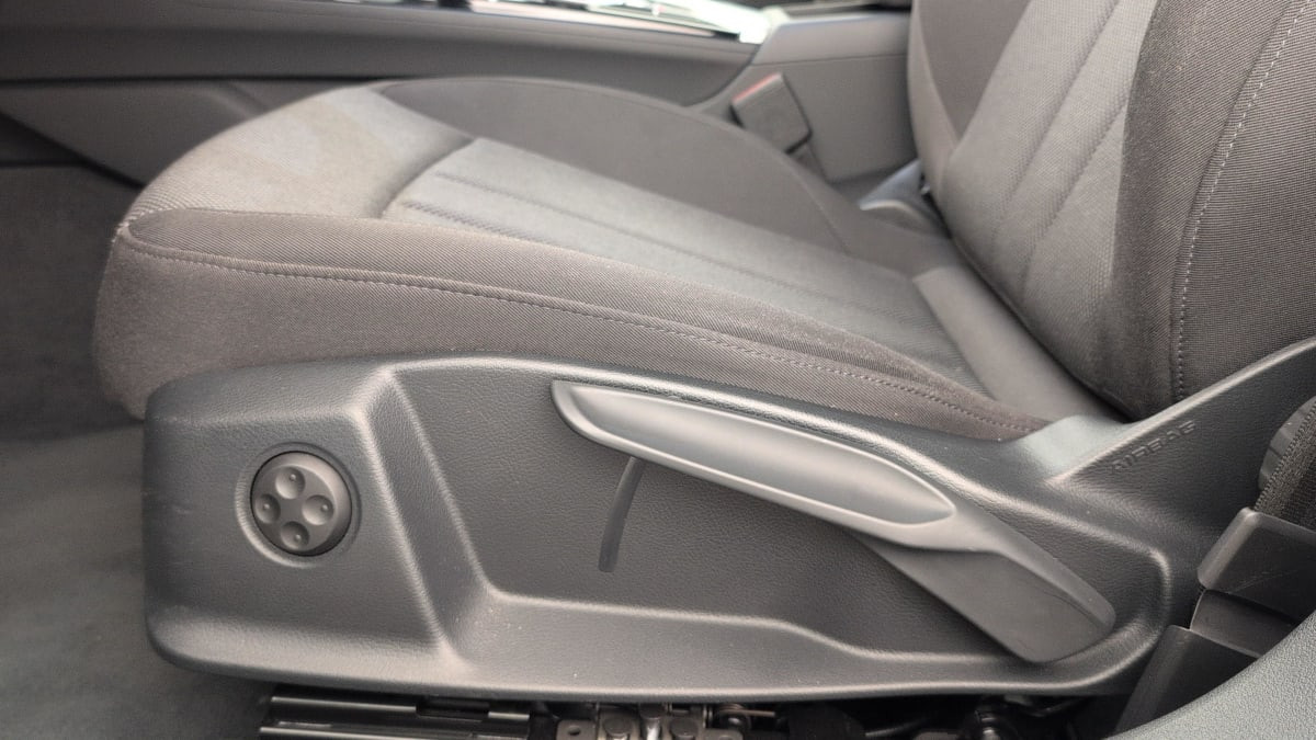 Vente en ligne Audi A4 Avant 35 TDI 163 S tronic 7 Design au prix de 25 420 €