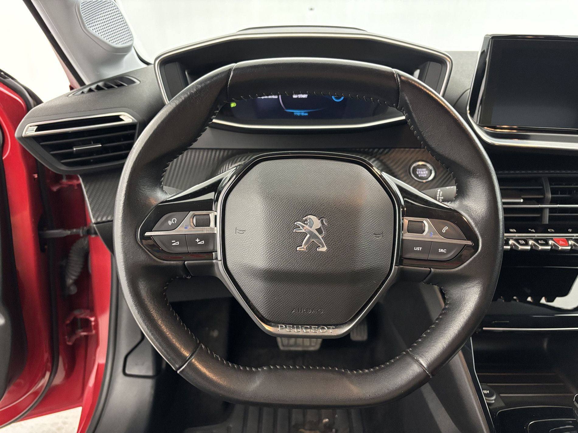 Vente en ligne Peugeot 208 e-208 136ch Allure Business au prix de 12 990 €