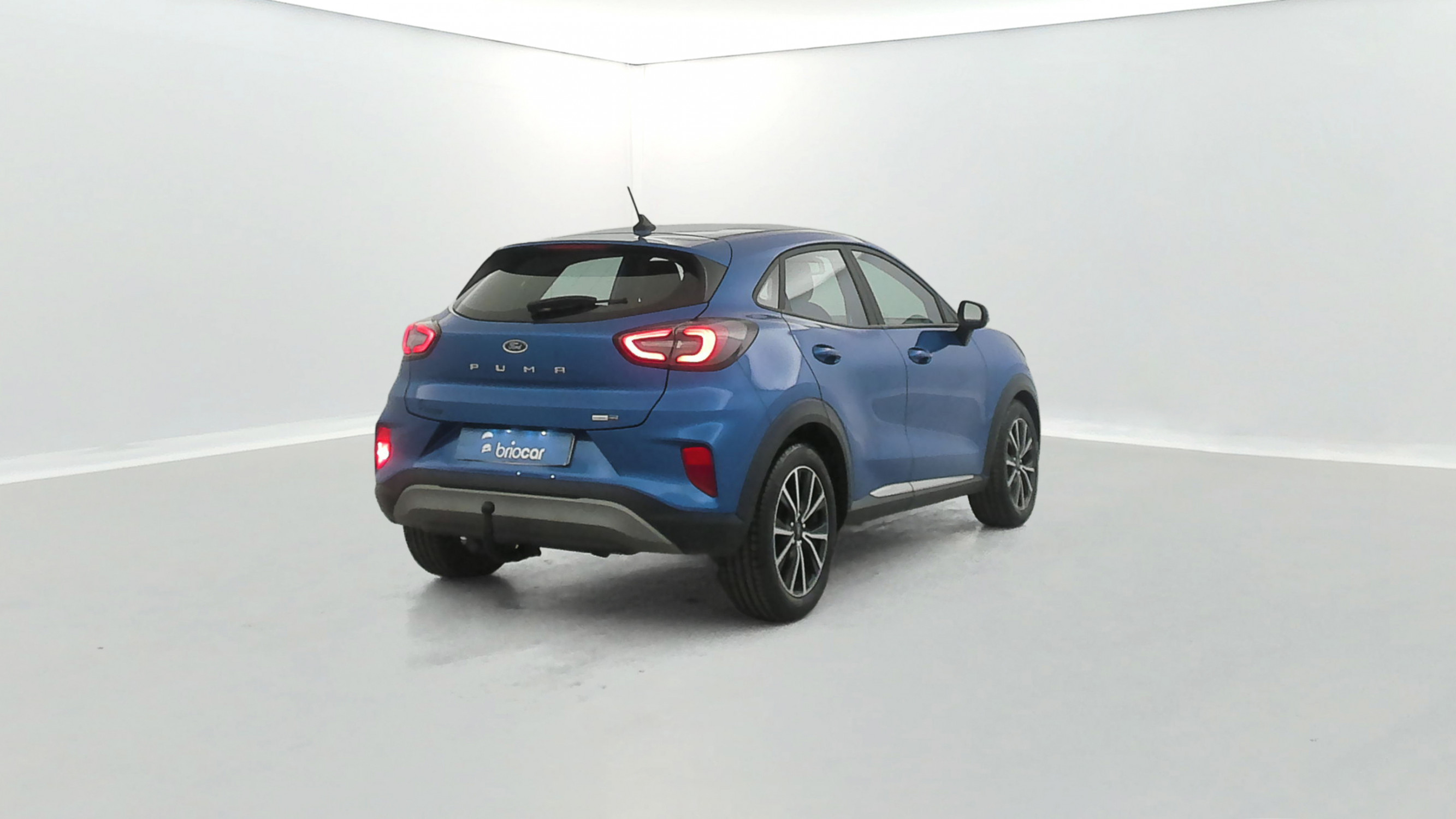 Vente en ligne Ford Puma 1.0 EcoBoost 125ch mHEV Titanium + Attelage au prix de 13 990 €