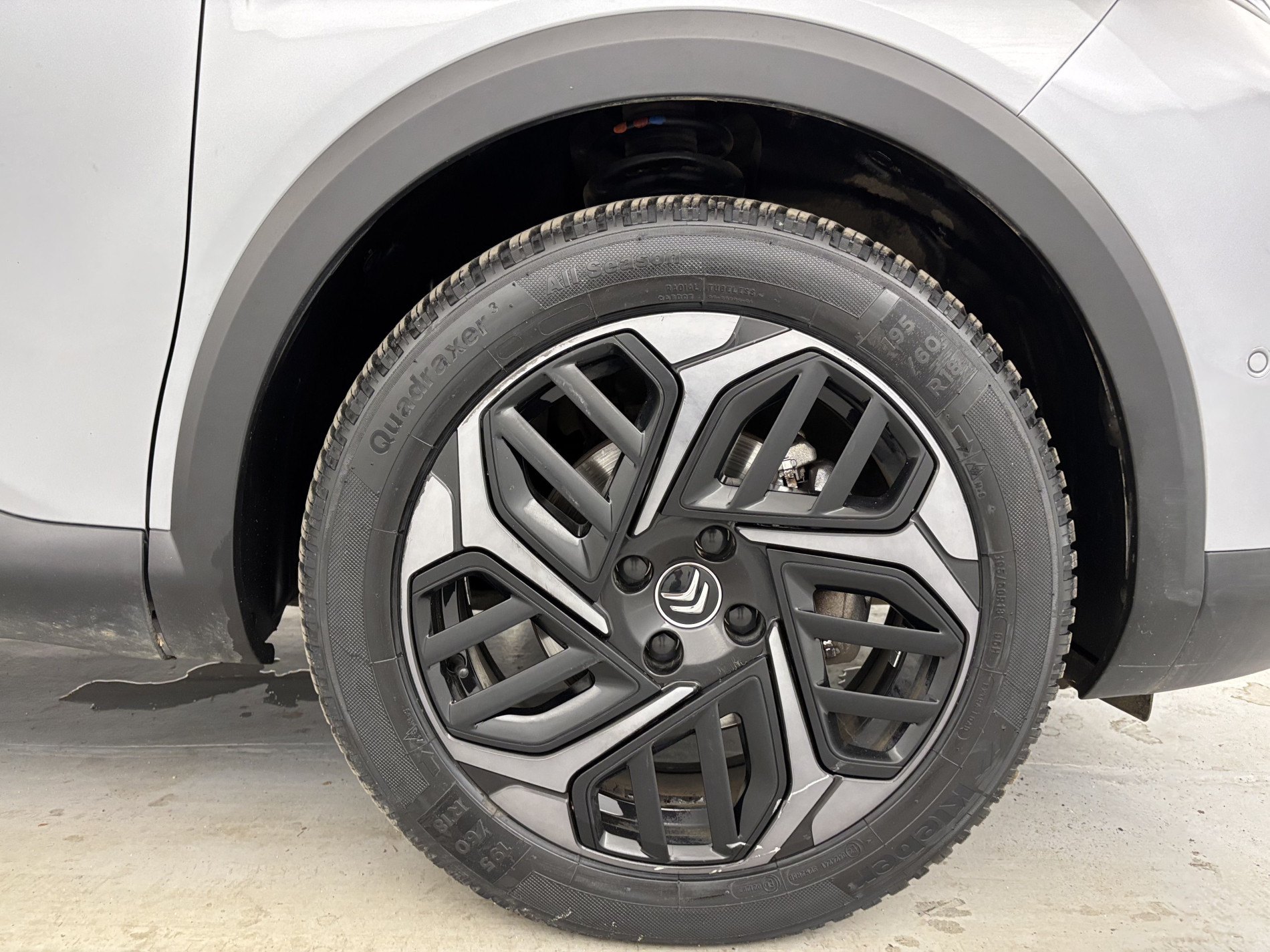 Vente en ligne Citroën C4 BlueHDi 130ch Shine EAT8 + Pack Drive Assist + Attelage au prix de 15 990 €
