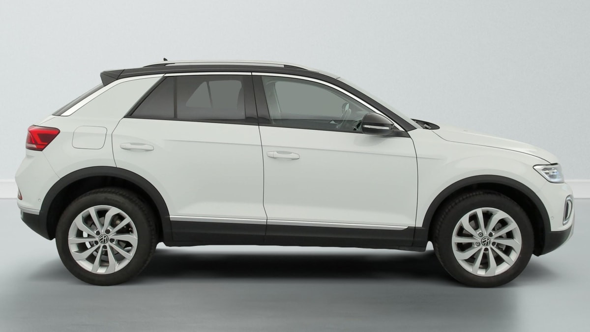 Vente en ligne Volkswagen T-Roc 1.5 TSI EVO 150 Start Stop DSG7 Style au prix de 25 420 €