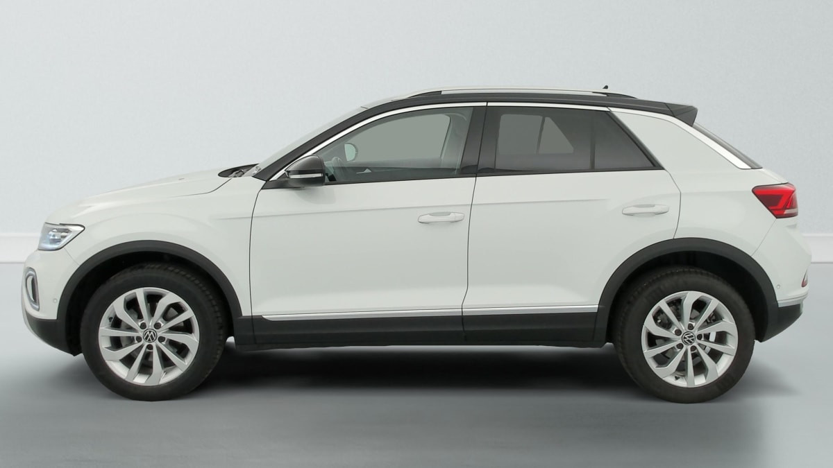 Vente en ligne Volkswagen T-Roc 1.5 TSI EVO 150 Start Stop DSG7 Style au prix de 25 420 €