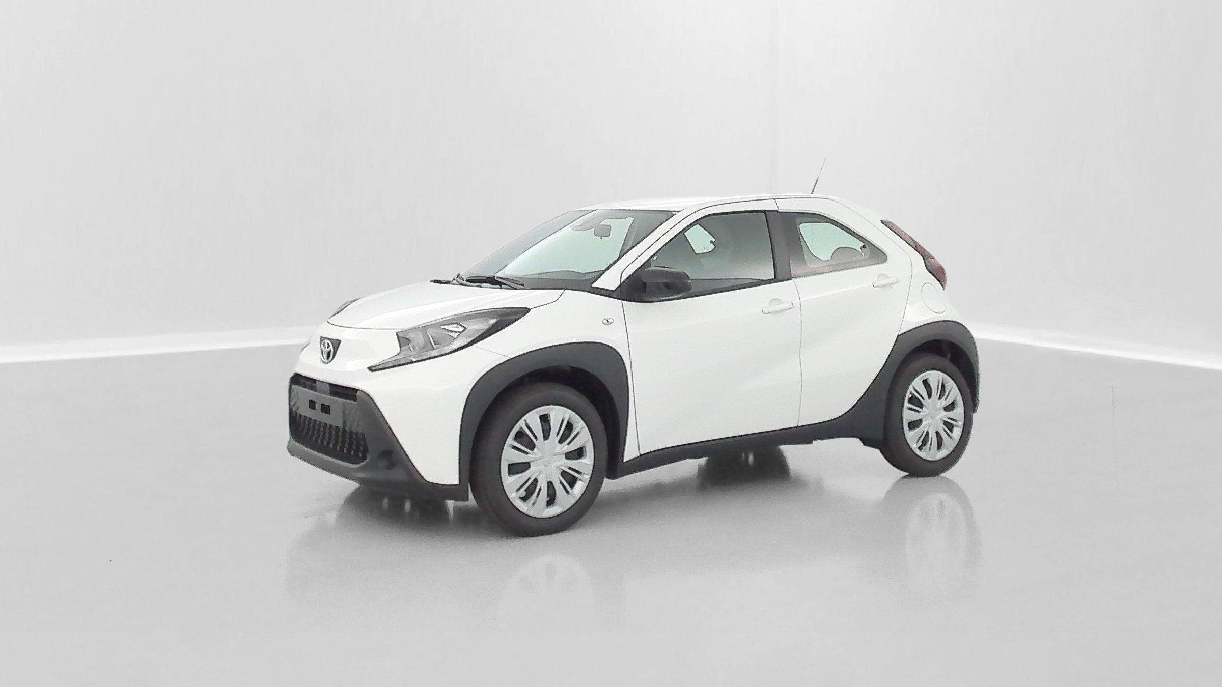 Vente en ligne Toyota Aygo X AYGO X 1.0 VVT-i 72ch Dynamic S-CVT au prix de 18 500 €