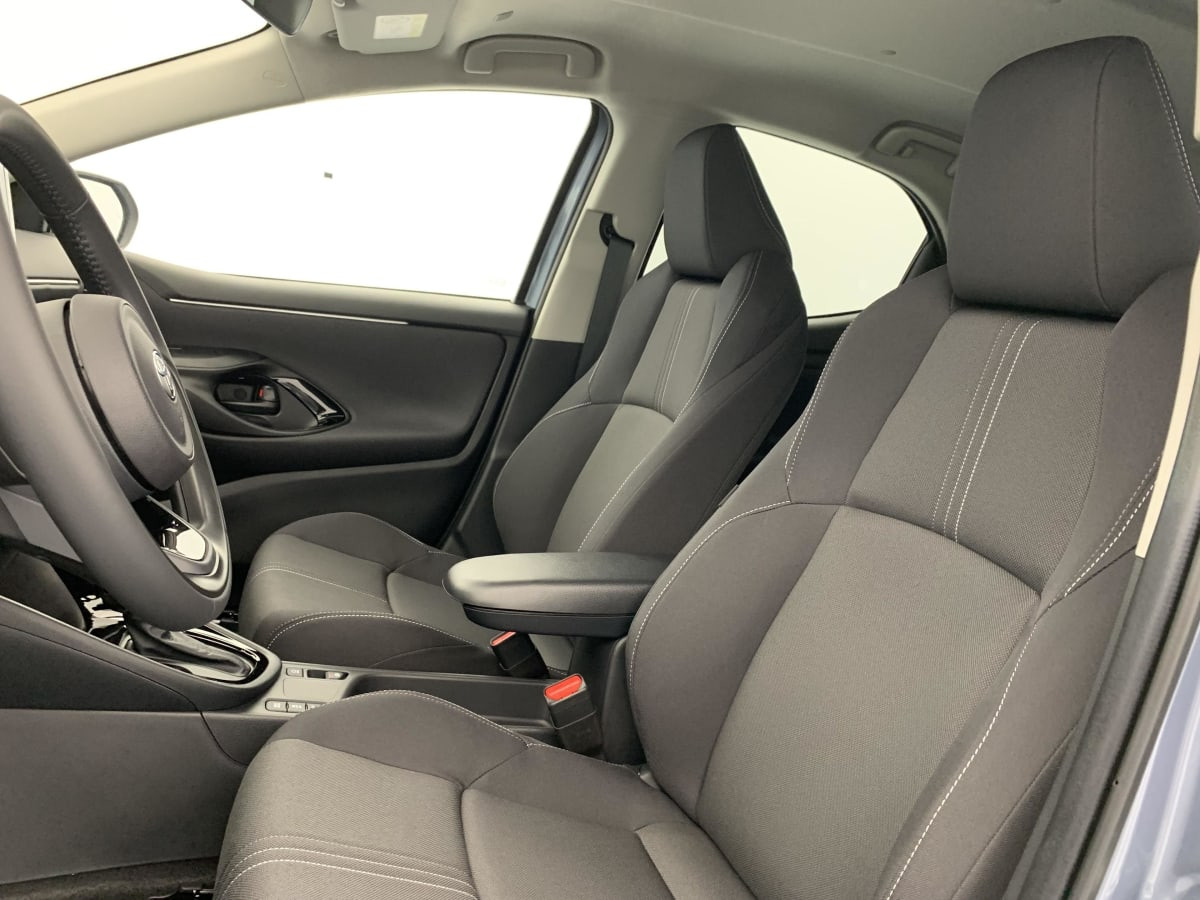 Vente en ligne Toyota Yaris 116h Design au prix de 23 870 €