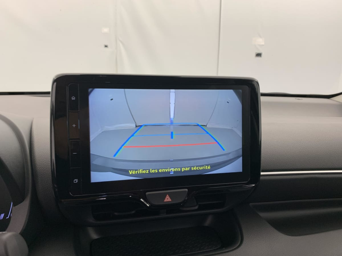 Vente en ligne Toyota Yaris 116h Design au prix de 23 870 €