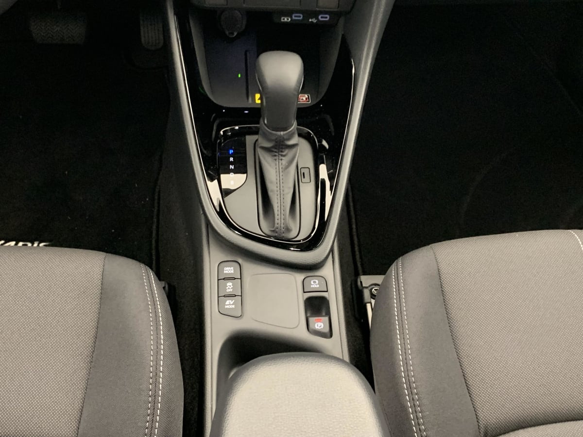 Vente en ligne Toyota Yaris 116h Design au prix de 23 870 €