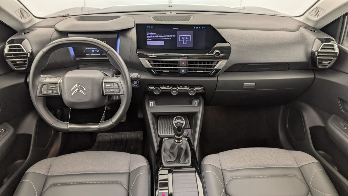 Vente en ligne Citroën C4 PureTech 130 S S BVM6 Shine au prix de 17 180 €