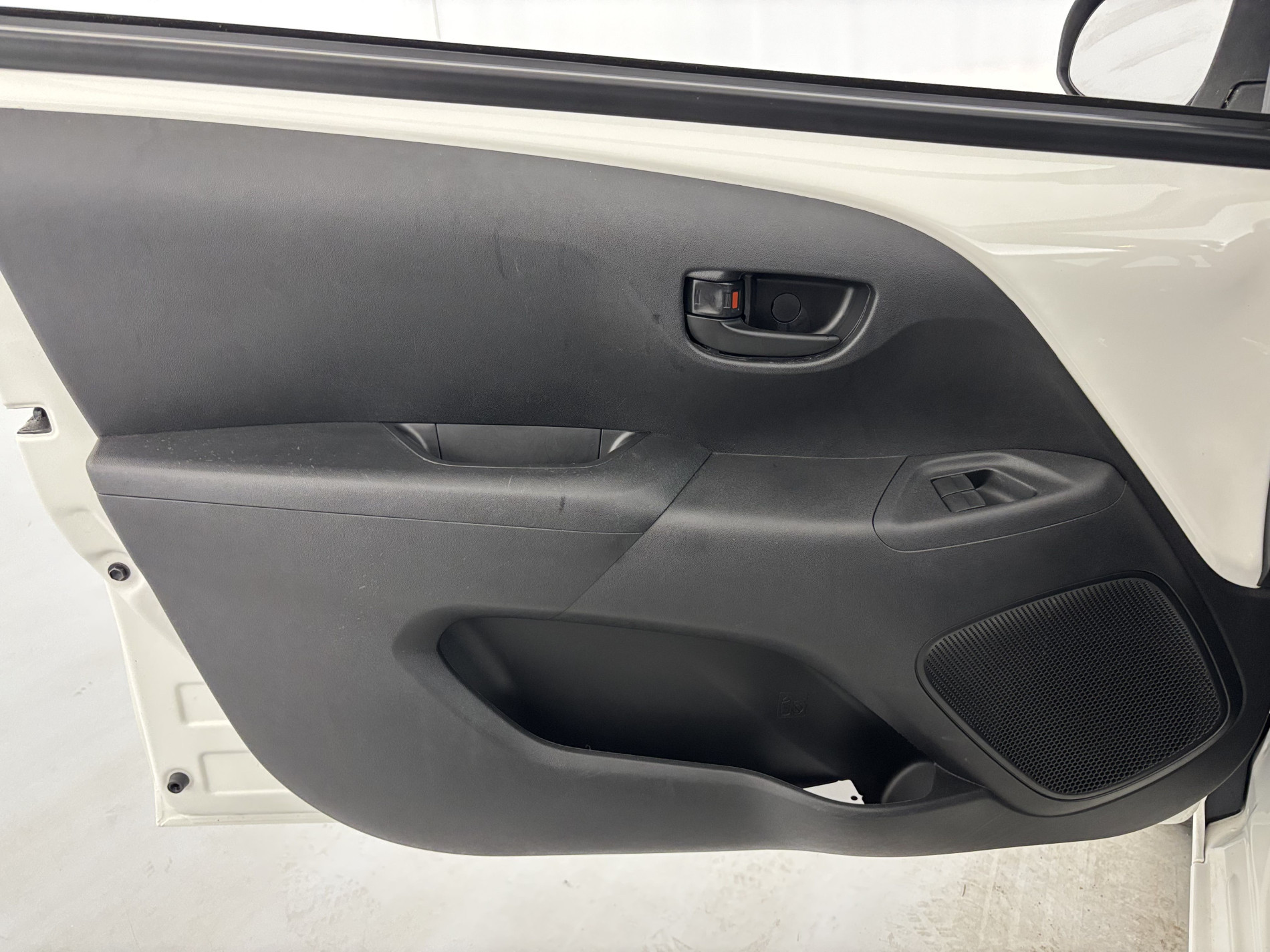 Vente en ligne Peugeot 108 VTi 72 Top! Style 5p au prix de 8 780 €