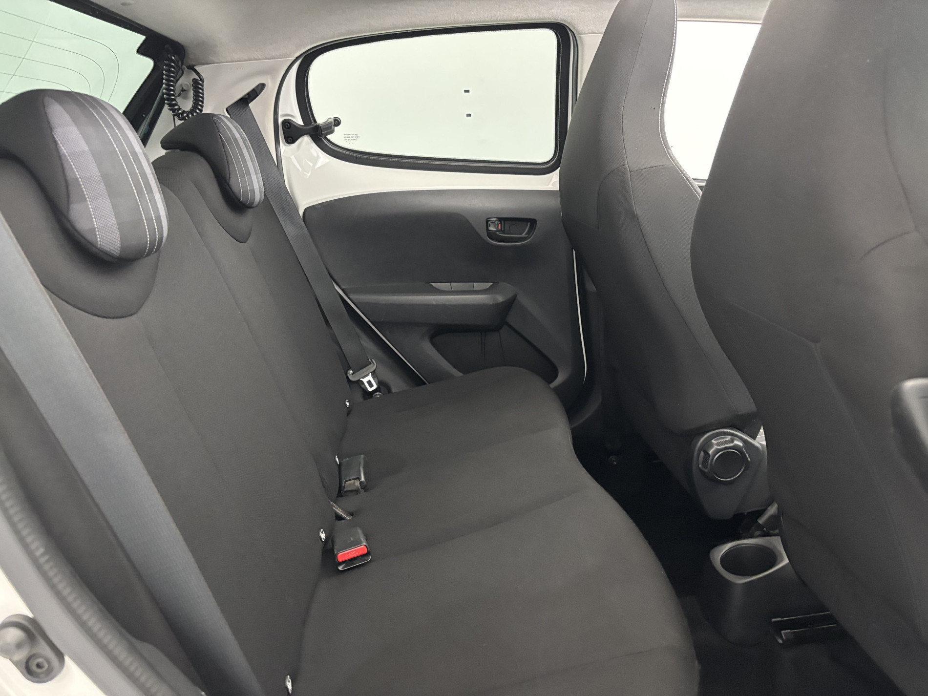 Vente en ligne Peugeot 108 VTi 72 Top! Style 5p au prix de 8 780 €