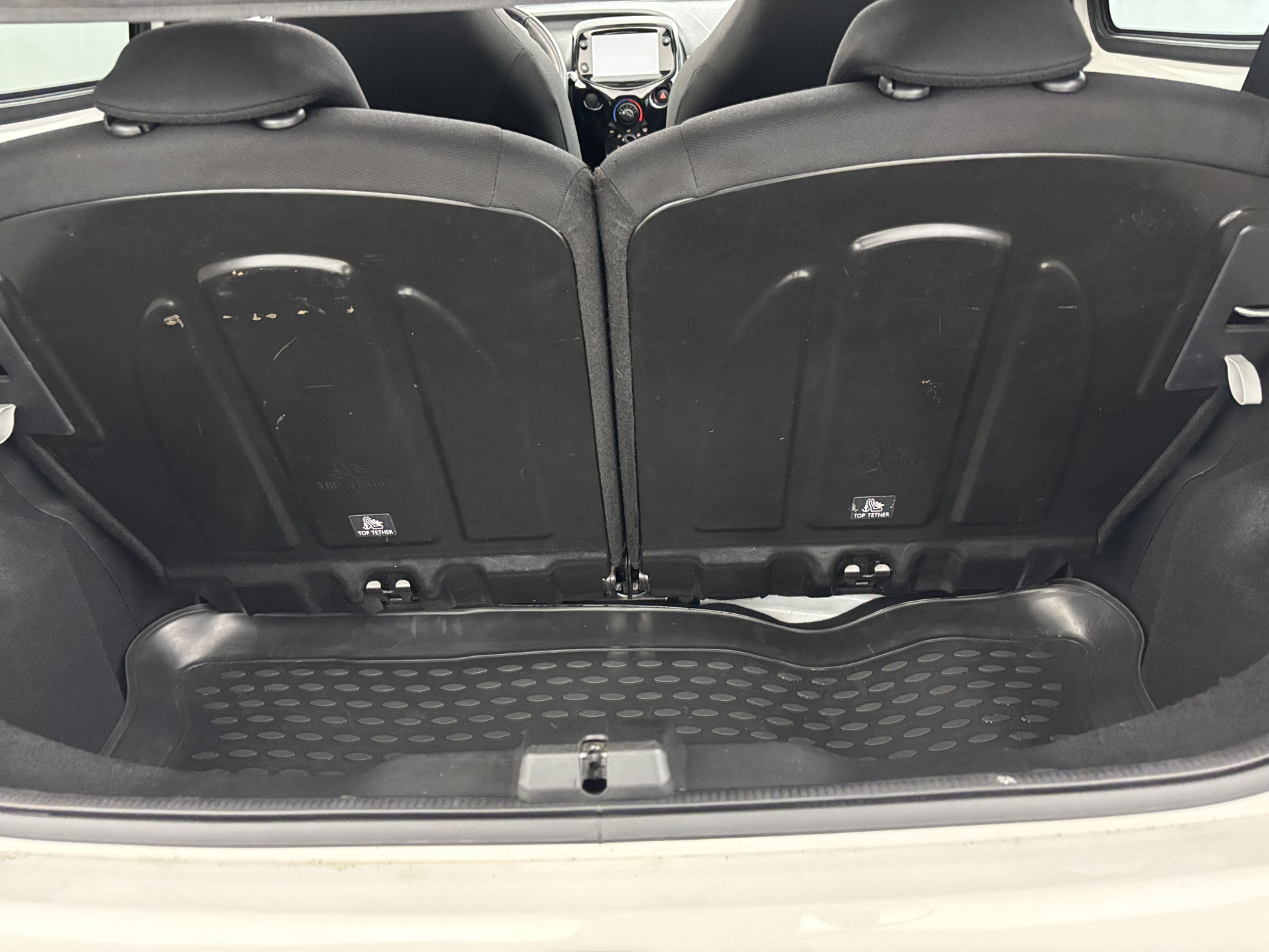 Vente en ligne Peugeot 108 VTi 72 Top! Style 5p au prix de 8 780 €