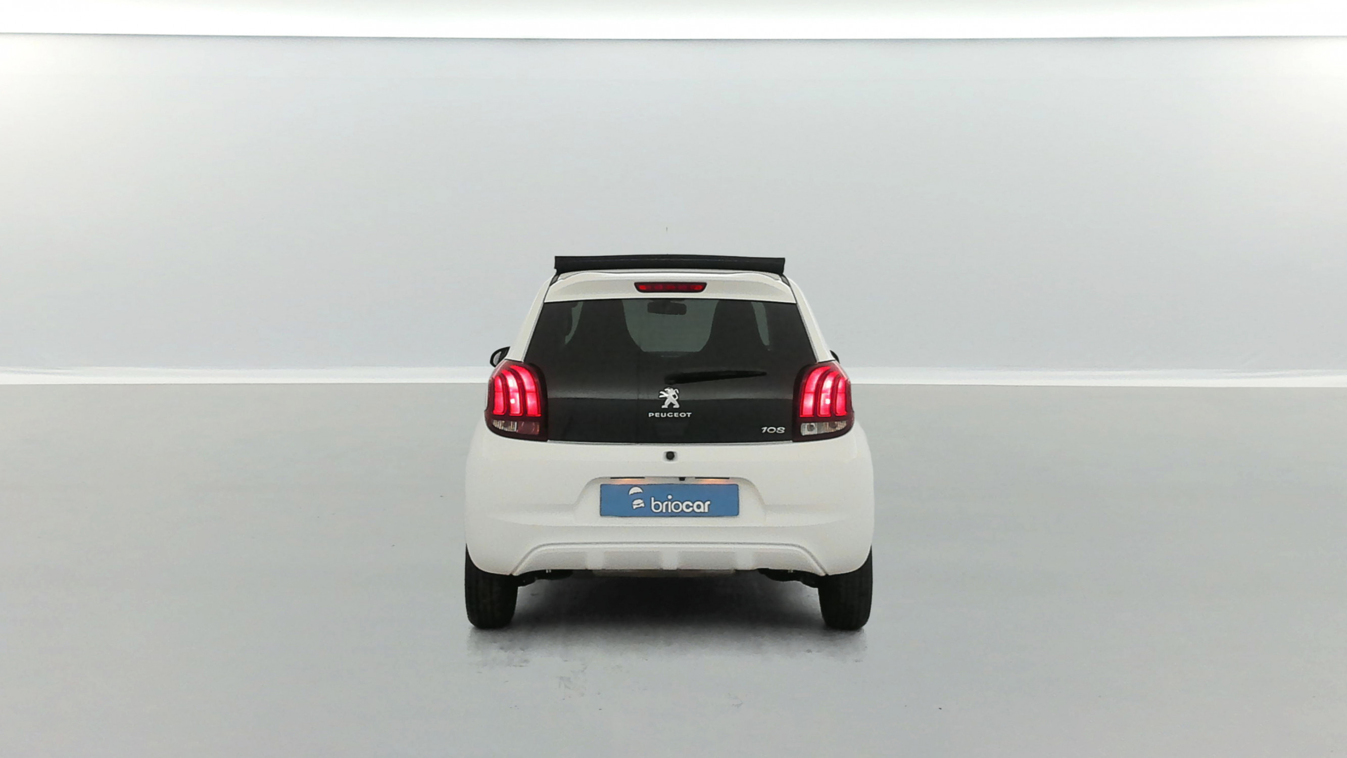 Vente en ligne Peugeot 108 VTi 72 Top! Style 5p au prix de 8 780 €