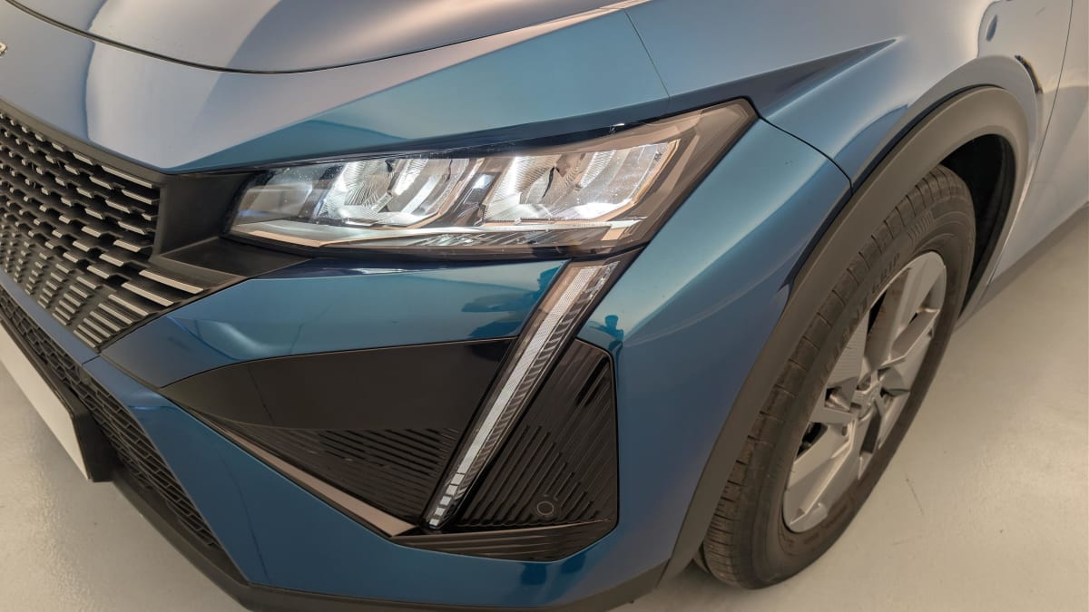 Vente en ligne Peugeot 408 Hybrid 145 e-DCS6 Allure au prix de 22 850 €