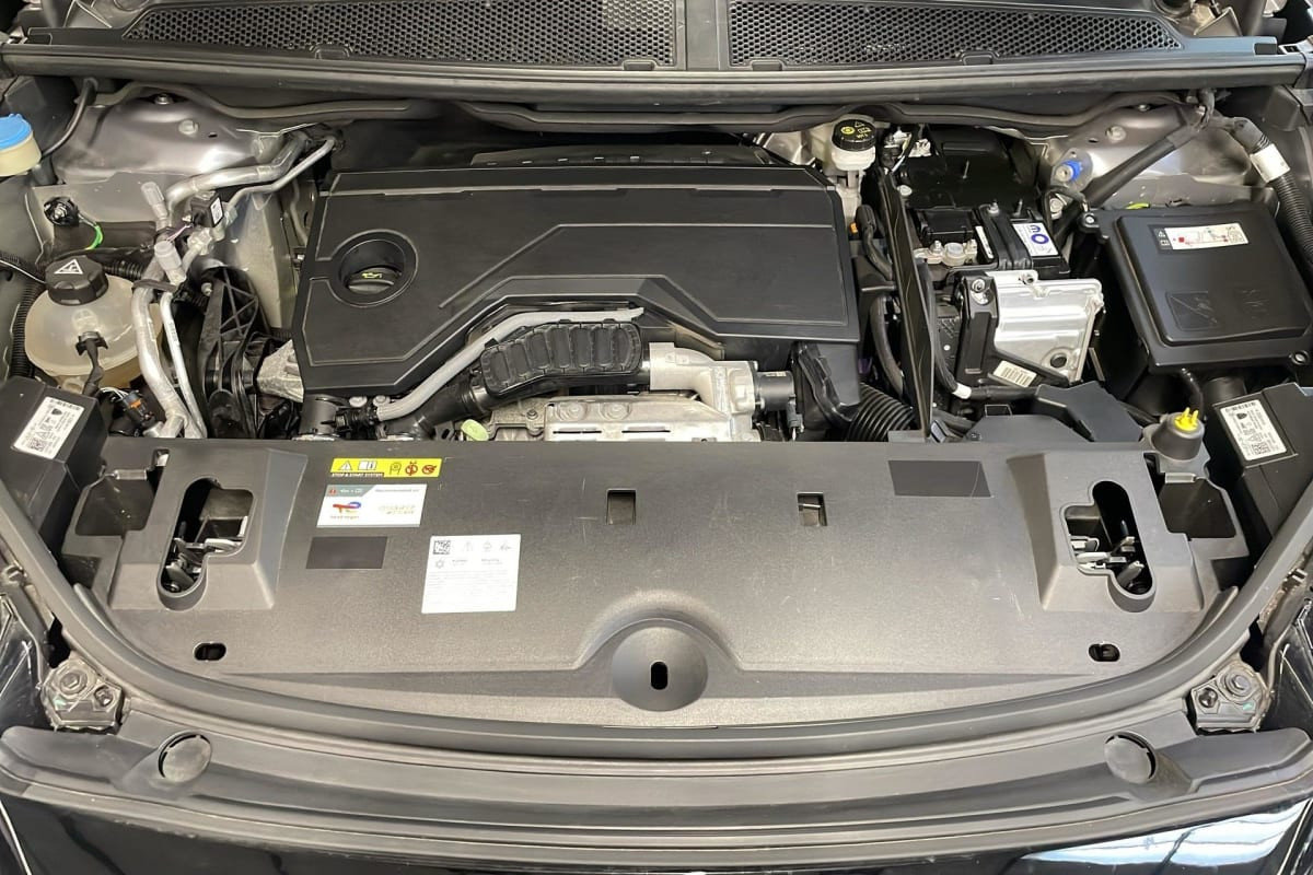 Vente en ligne Peugeot 3008 Hybrid 145 e-DCS6 GT au prix de 28 510 €