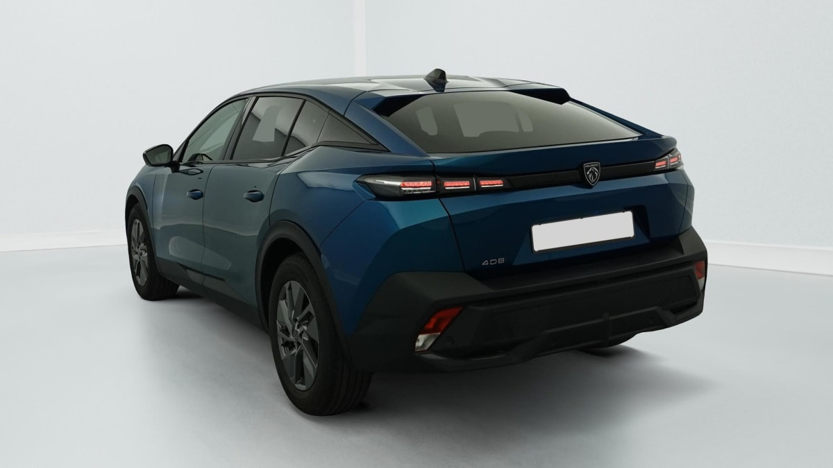 Vente en ligne Peugeot 408 Hybrid 145 e-DCS6 Allure au prix de 22 850 €