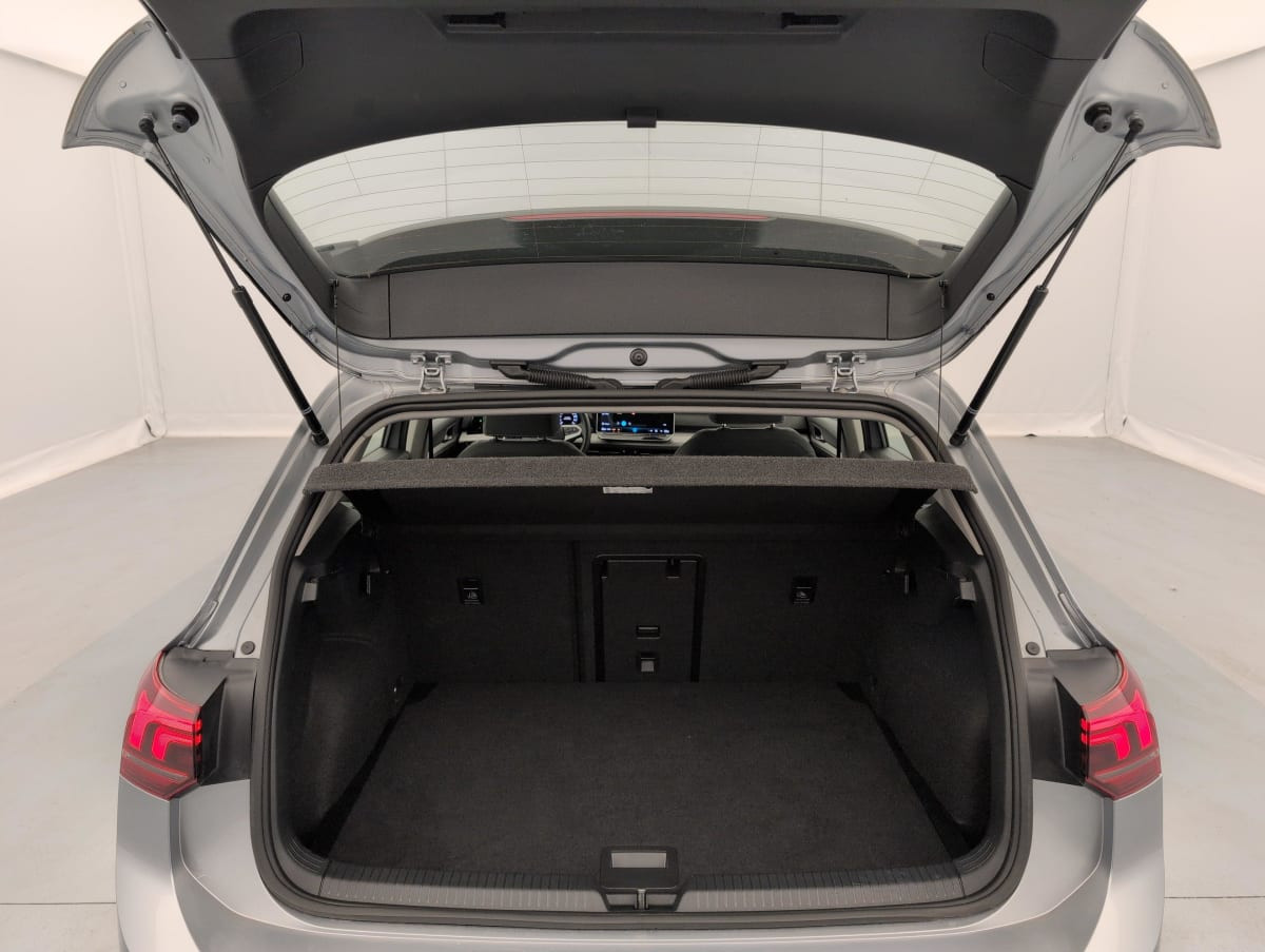 Vente en ligne Volkswagen Golf 2.0 TDI 116 BVM6 LIFE PLUS au prix de 24 910 €