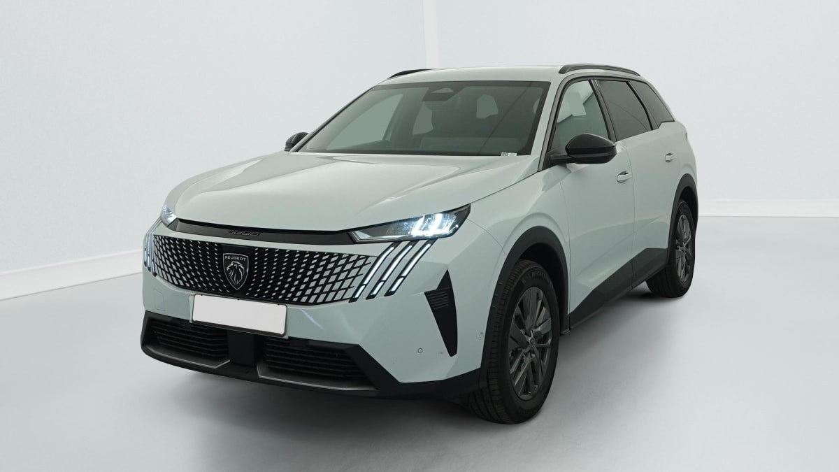 Peugeot 5008 HYBRID 145 CH E-DCS6 ALLURE occasion de 2025 en vente à Rennes