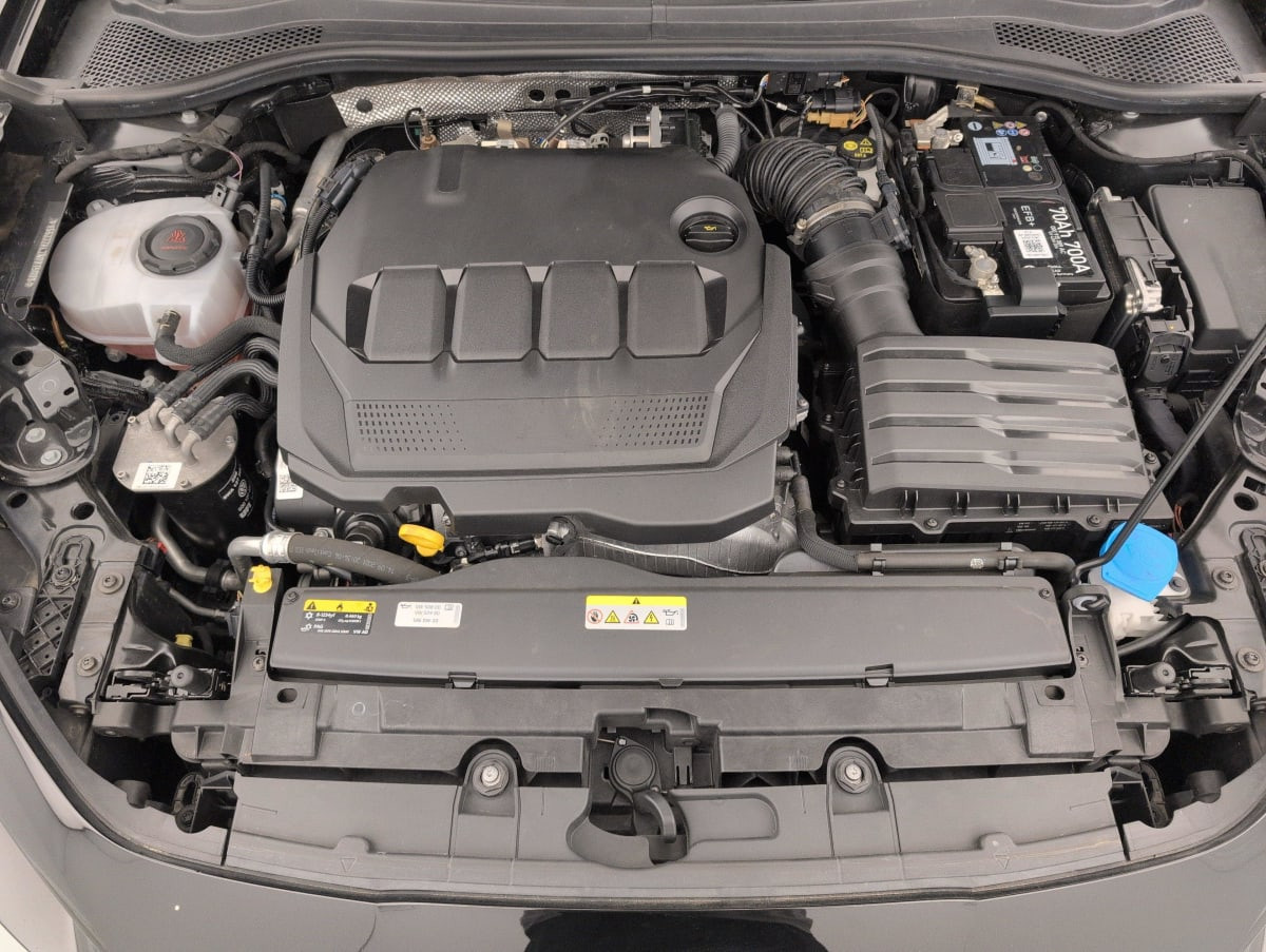 Vente en ligne Seat Leon Sportstourer 2.0 TDI 150 DSG7 Style au prix de 20 270 €